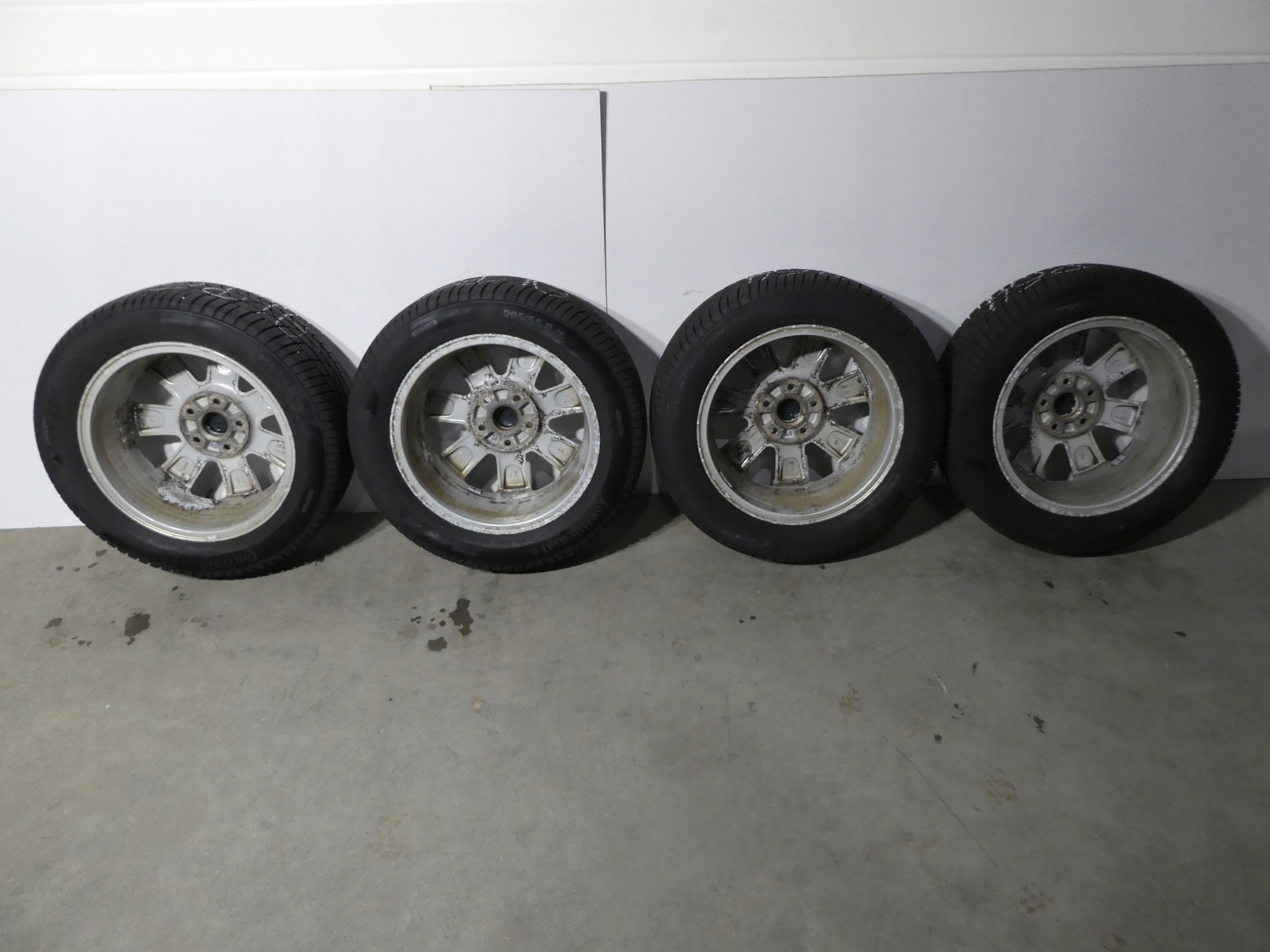 4X wheels discs tyres VW 5X112 1T4071496 2017R 205/55/16