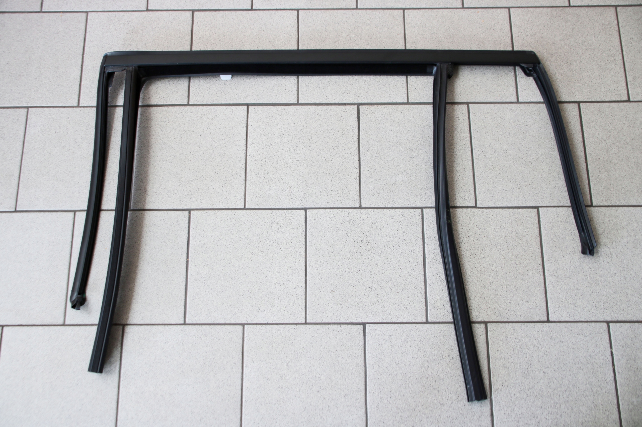 BMW G21 gasket frame moulding door left rear part 7407405