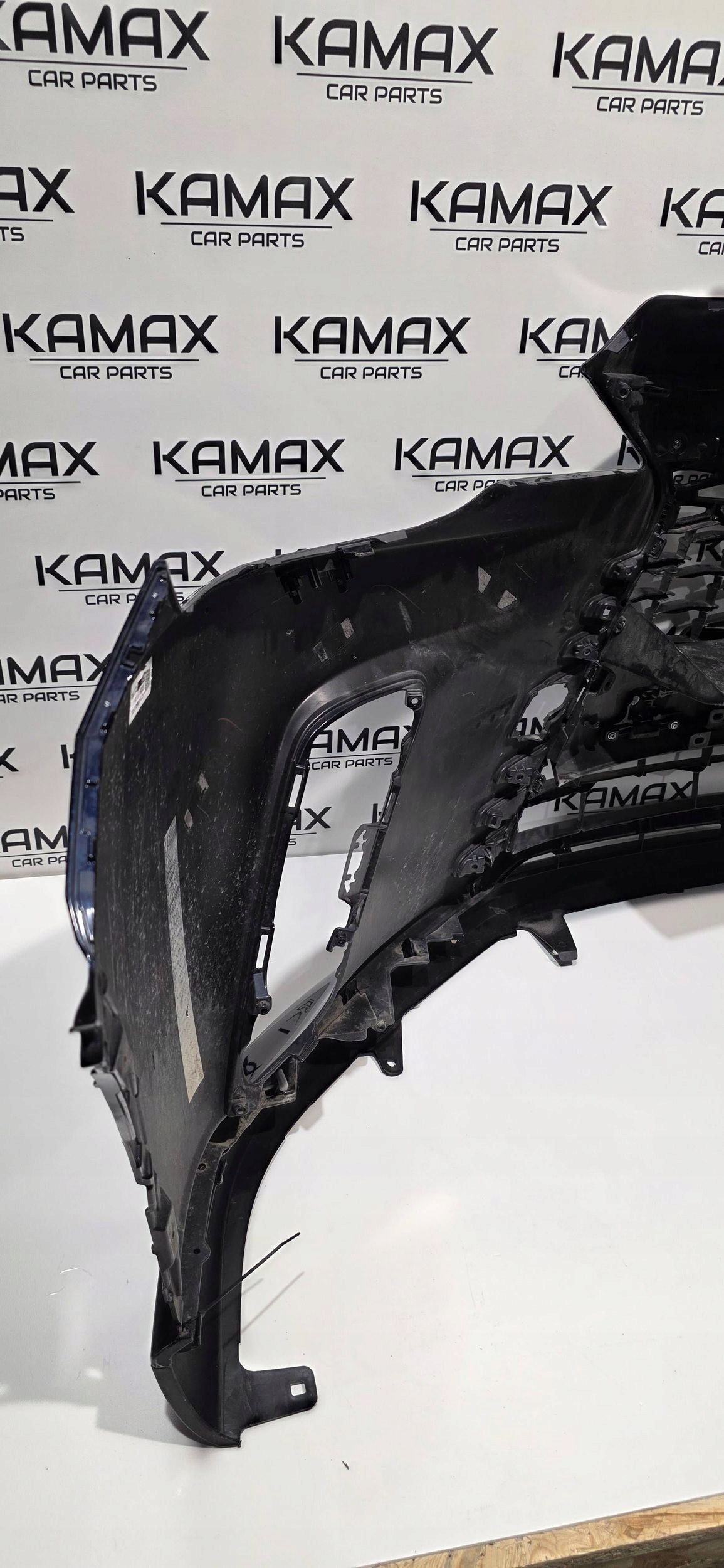 front bumper grille below KAMERE LEXUS RX V 22- PDC washers 52119-48850