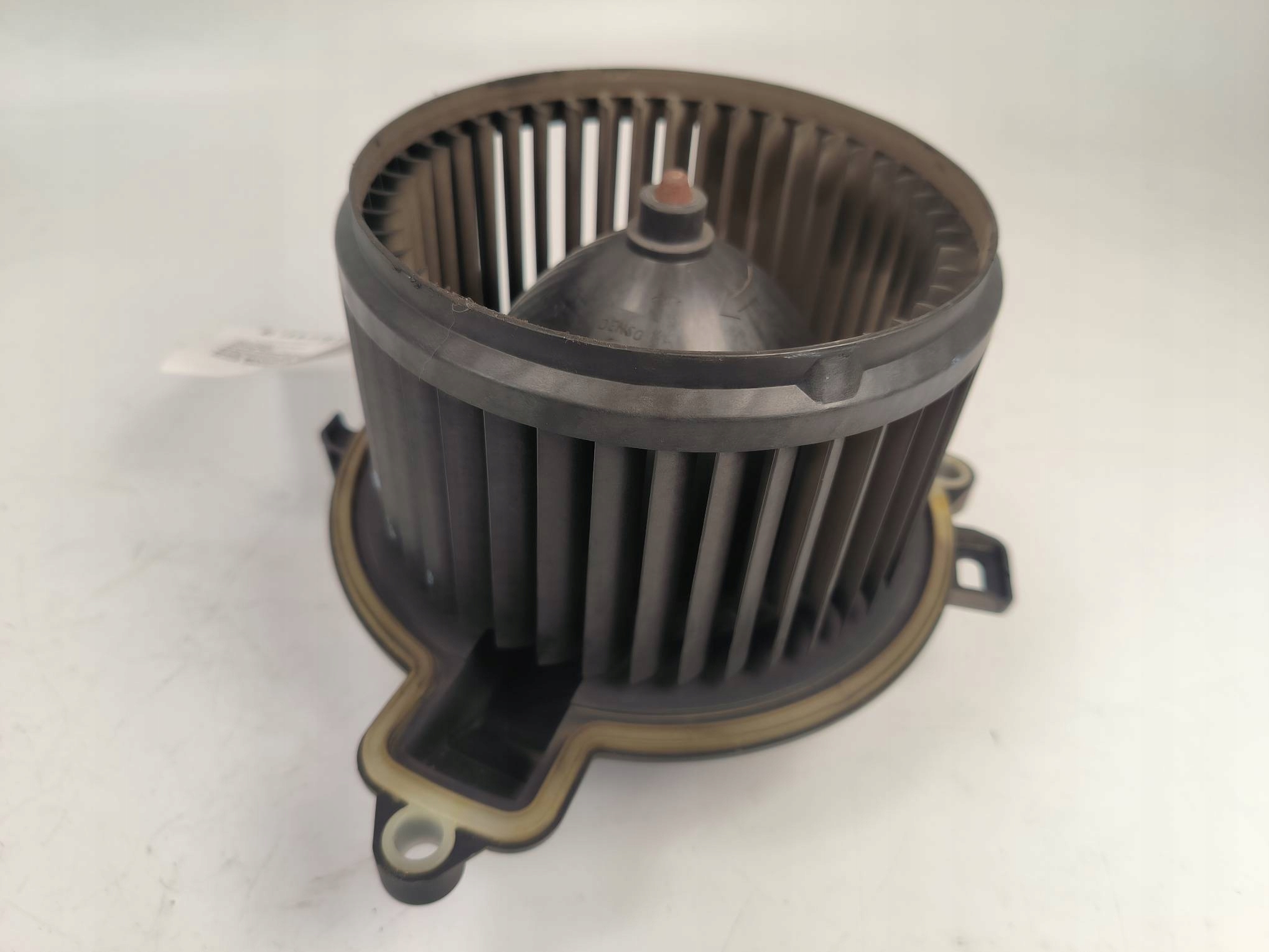 ventilator kabinski 5M8626100 IVECO DAILY 35C15