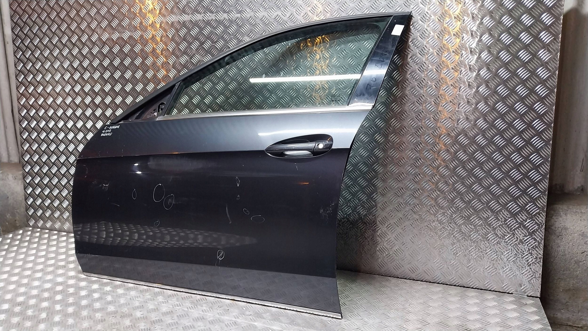 door front left MERCEDES E-KLASA W212 09