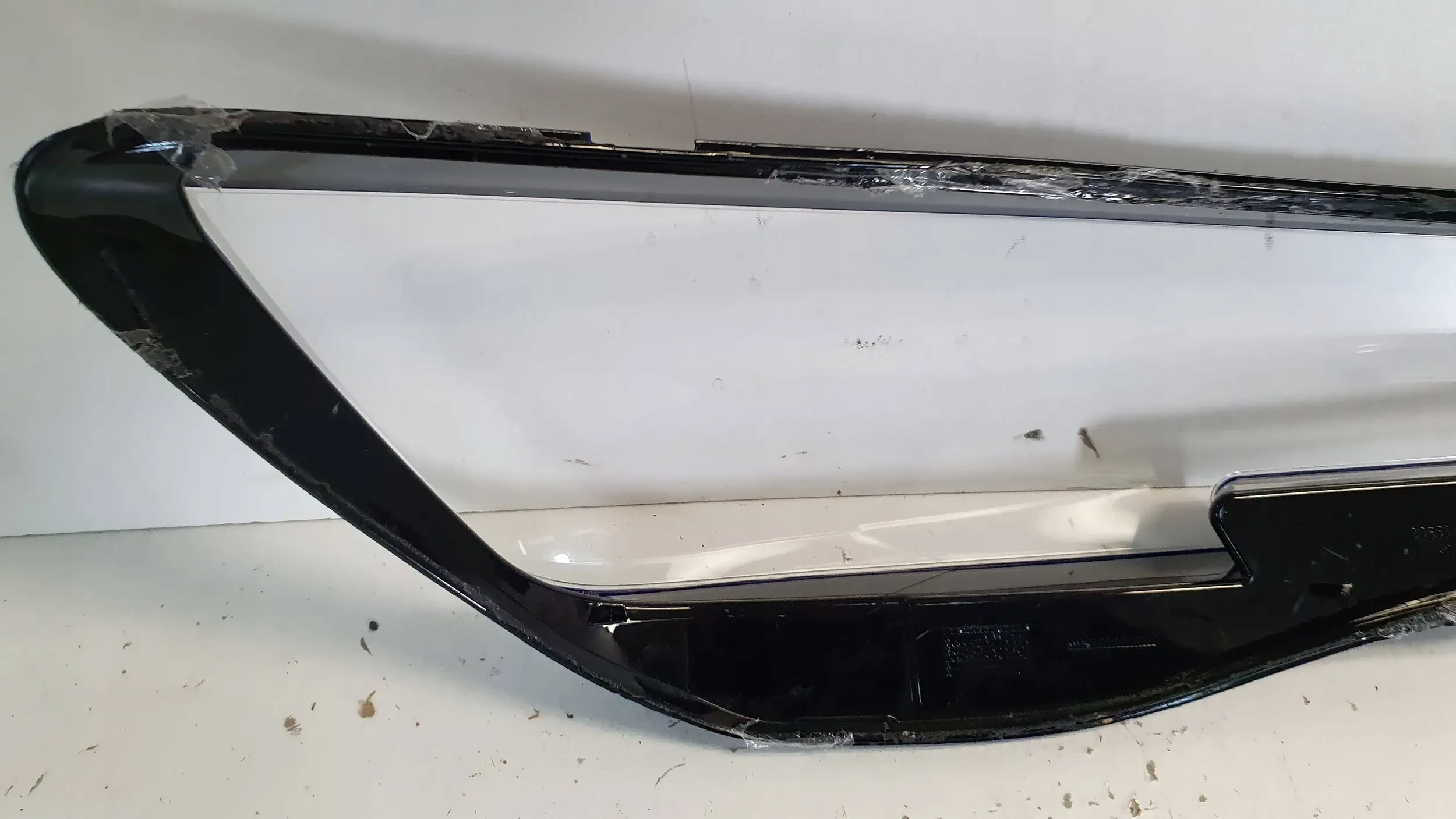 Klosz lights left Audi A4 B9 15