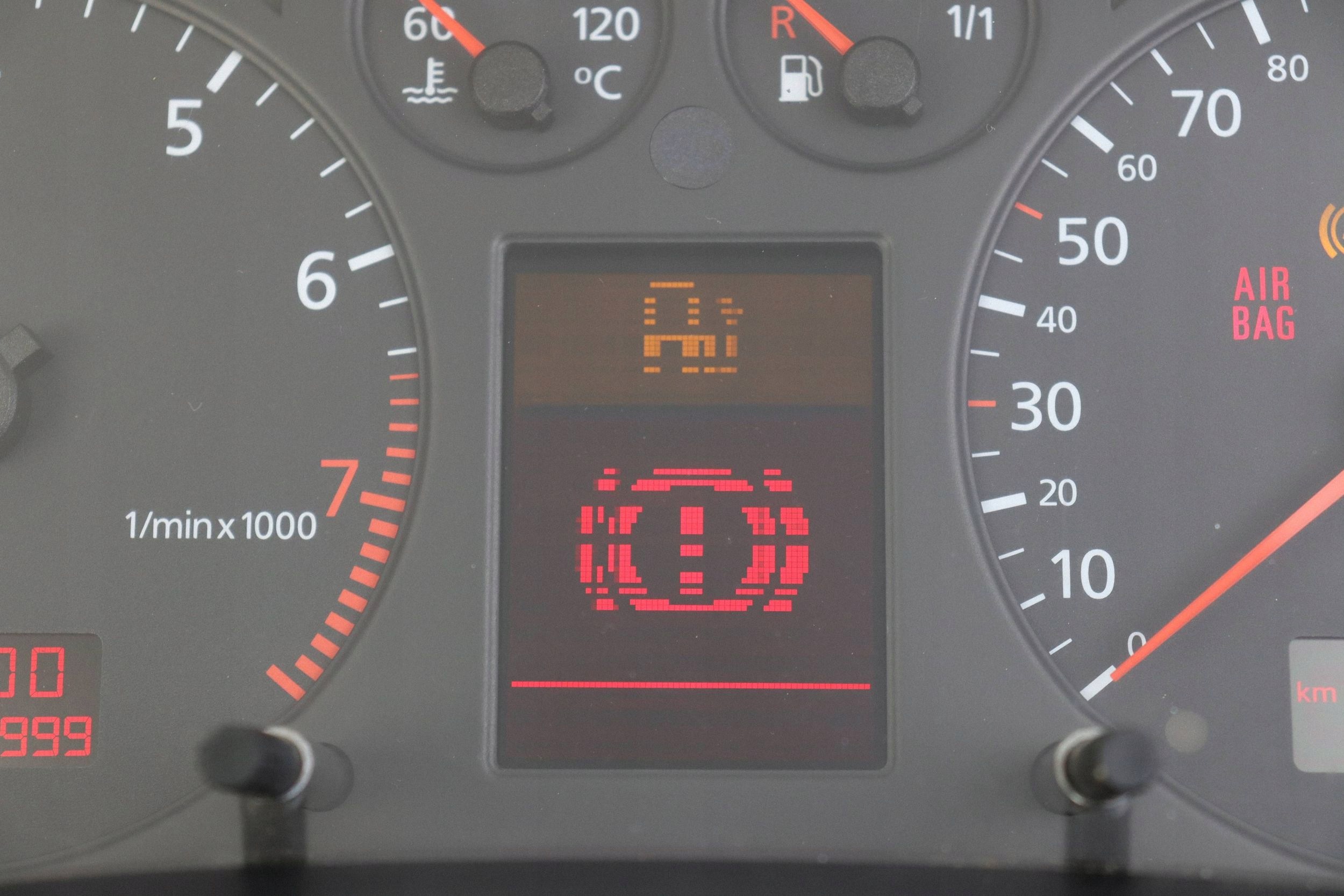 AUDI A6 C5 dials dials PREDKOSCIOMIERZ 2.8 V6 4B0920930L EUROPA