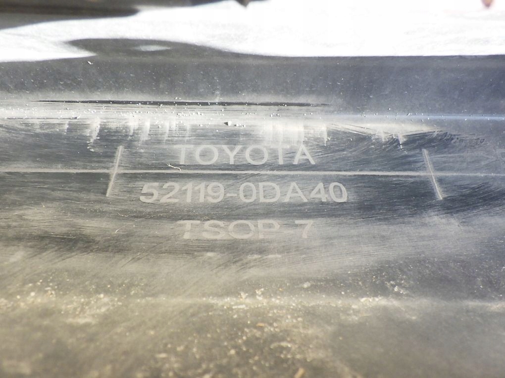 TOYOTA YARIS III 3 LIFT 17- front bumper