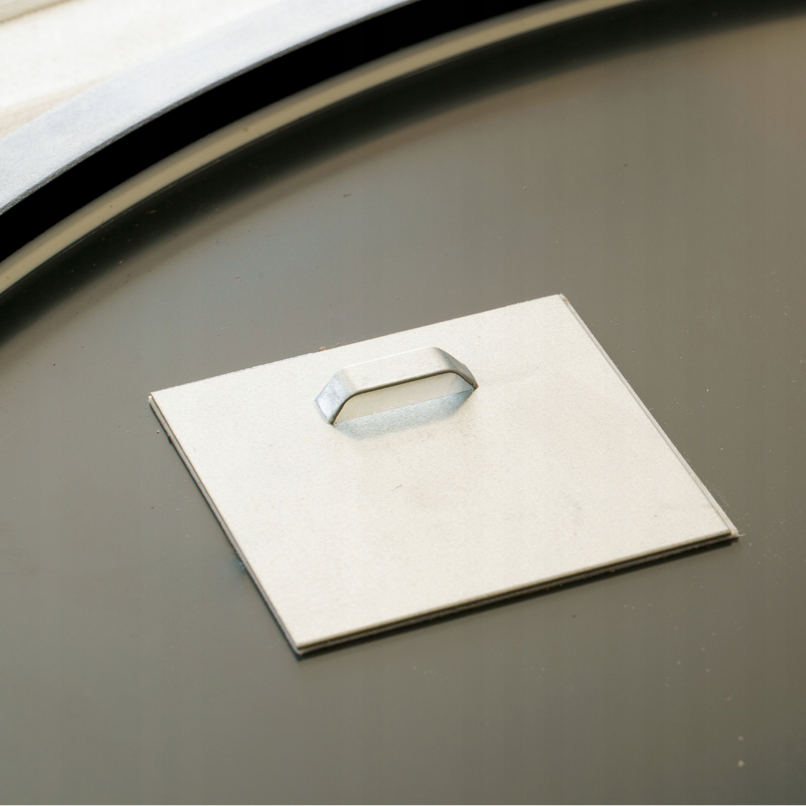 LUSTRO ŁAZIENKOWE OWALNE W CZARNEJ RAMIE WISZĄCE 75x40 CM - DUŻY WYBÓR Typ lustra ścienne