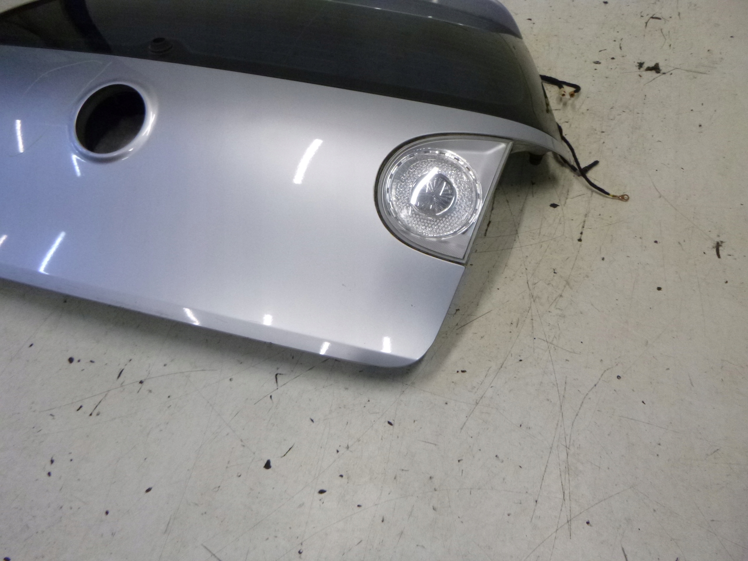 boot doors GOLF V LA7W 3D 2006r.
