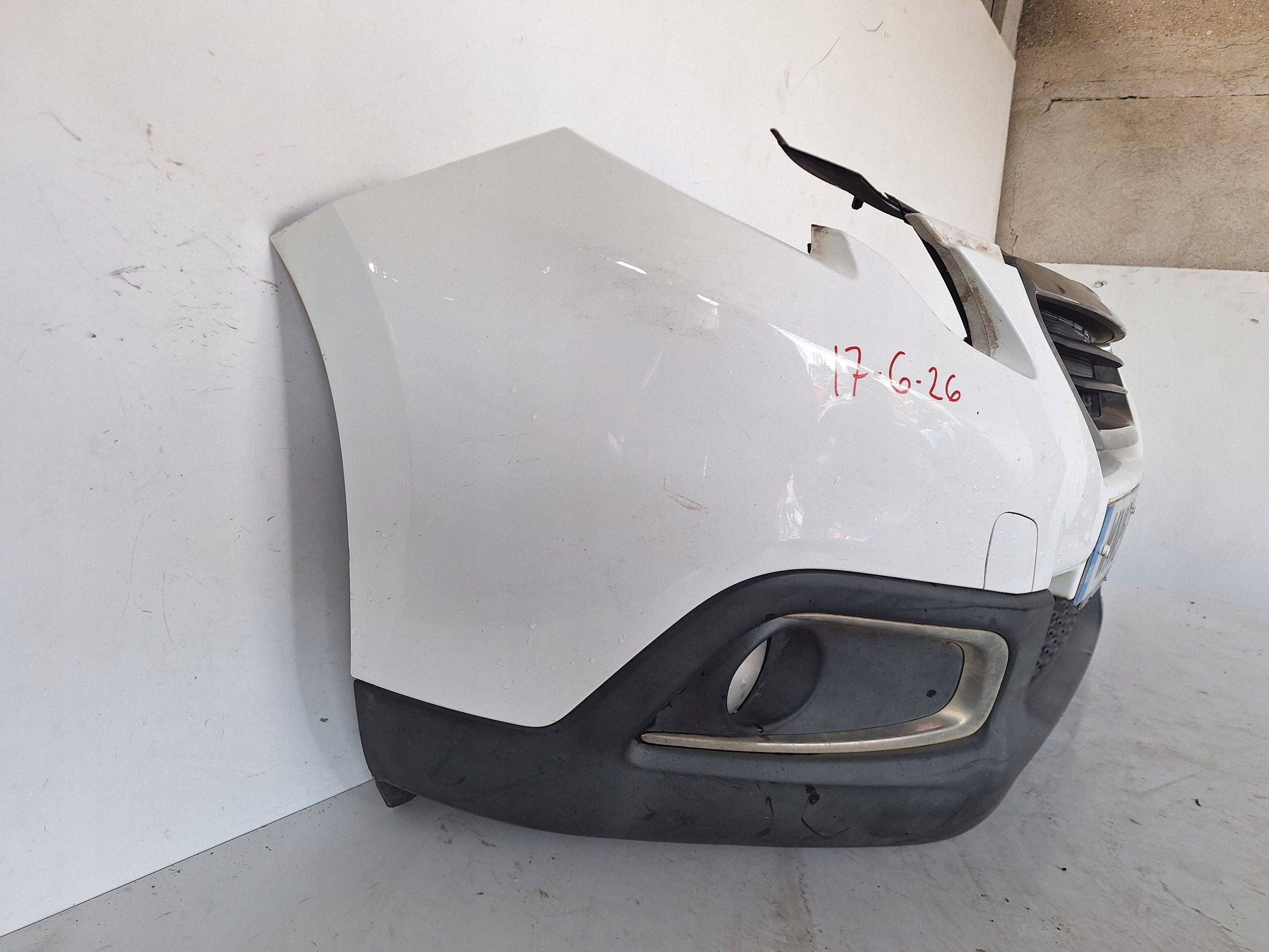 PEUGEOT 2008 e 12-16 Paraurti 9802521077