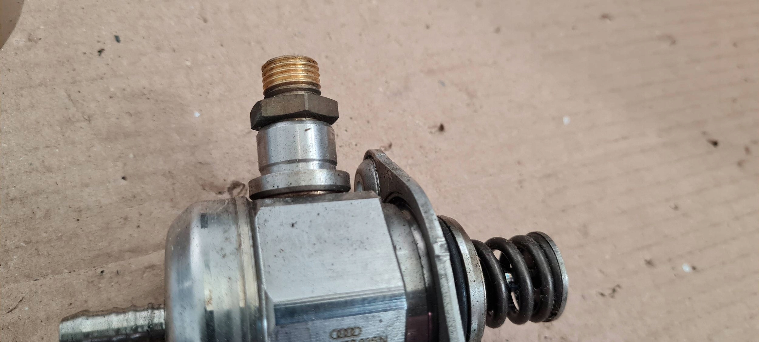 A4 B8 A5 feed pump 1.8 2.0 TFSI CDH 06H127025N