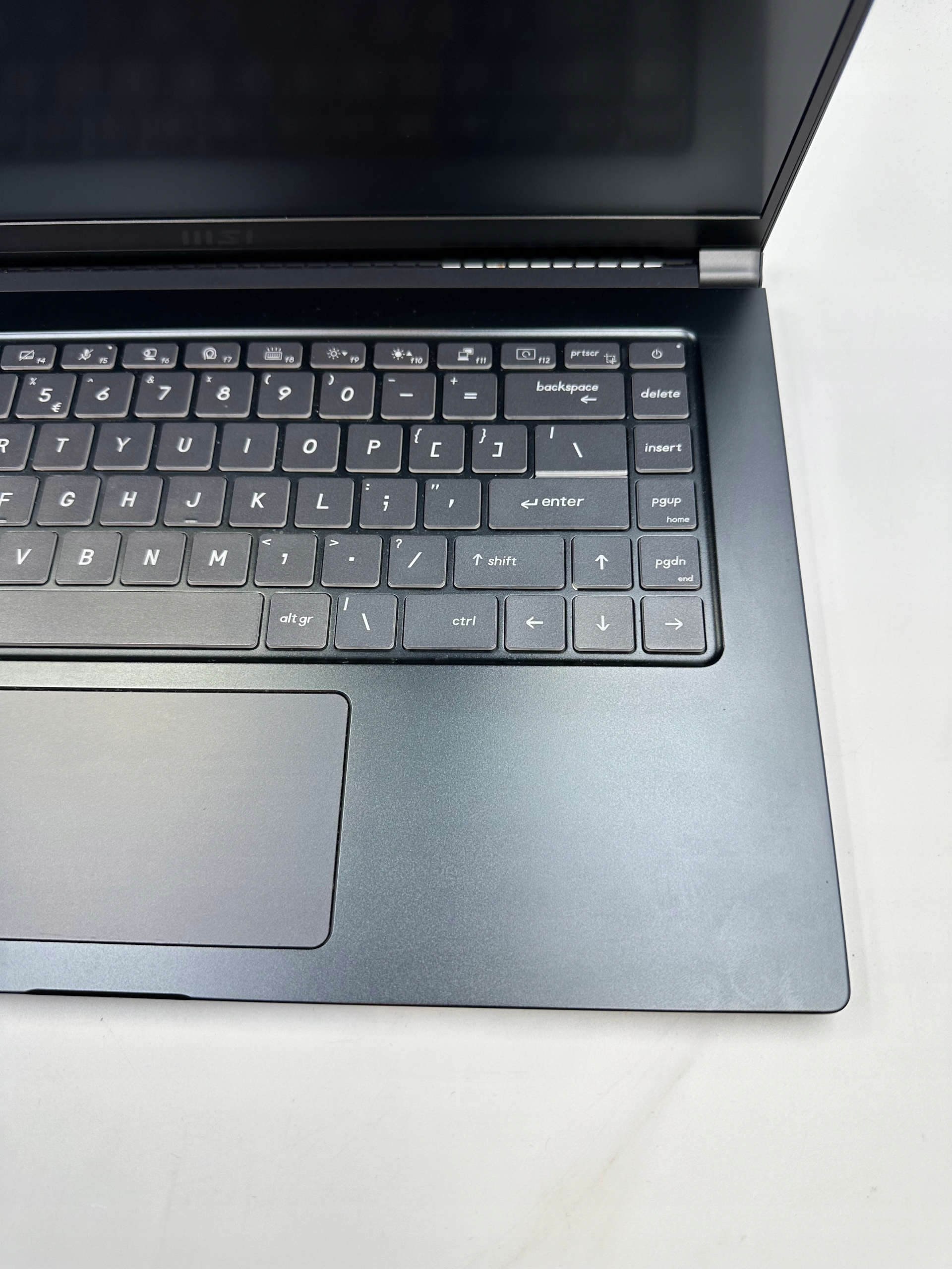 Laptop MSI Modern 15 A10M i7/16/512GB Marka MSI