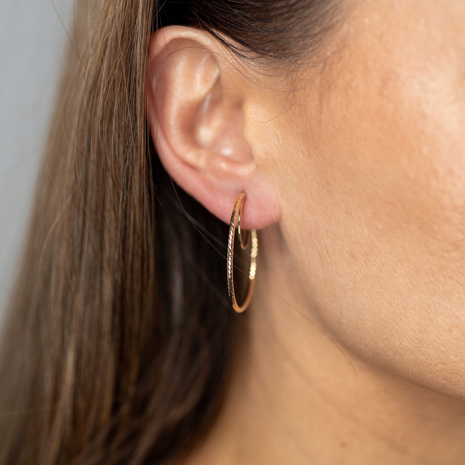 Zlaté náušnice 585 Zdobená kolečka dárek