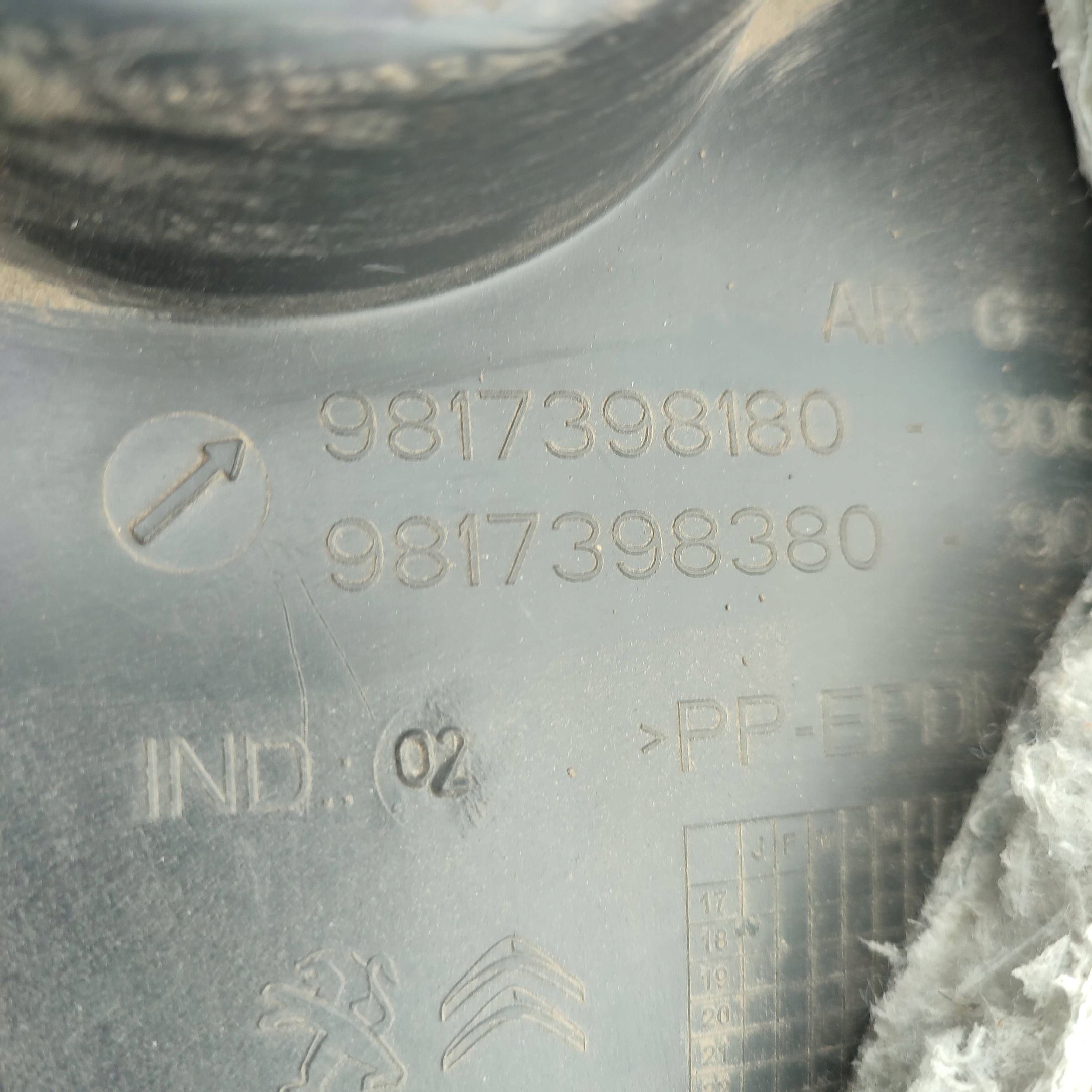 mudguard rear. rear part side left Peugeot Rifter 9817398180