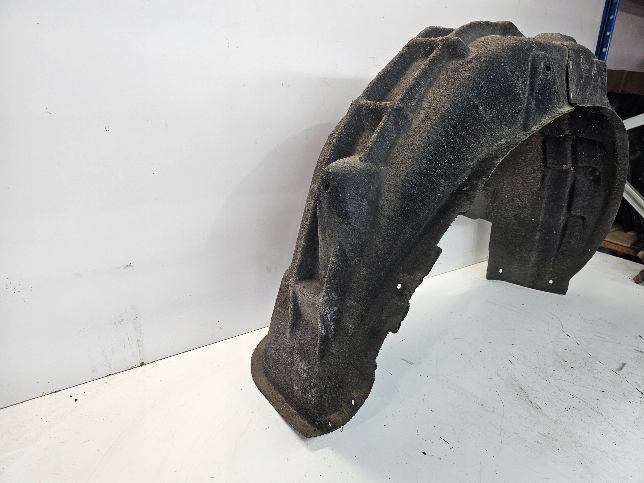 mudguard right rear part AUDI Q3 8U 8U0810172A