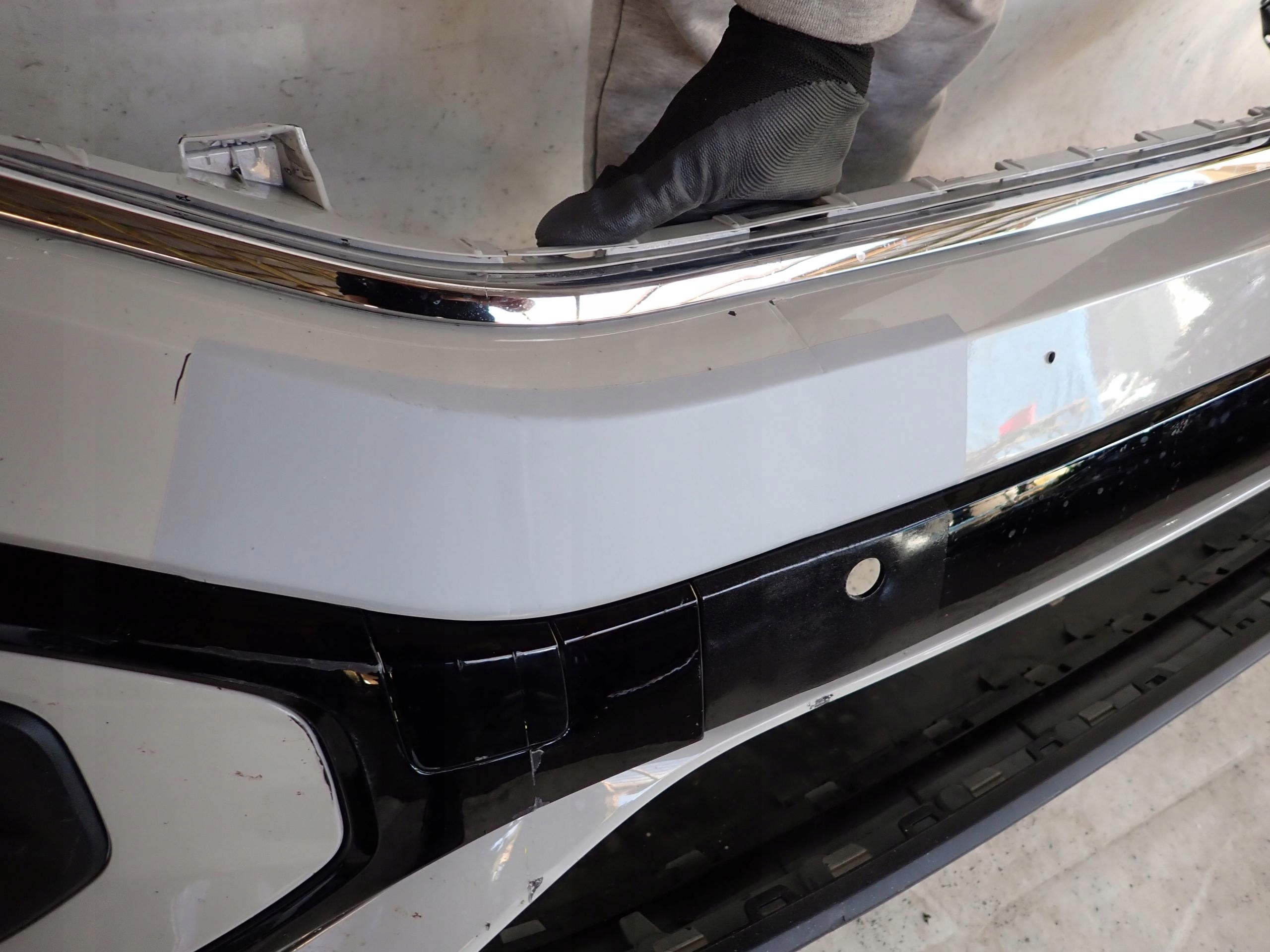 VW T-ROC R-LINE LIFT 21- bumper front front PDC 2GA807217AS
