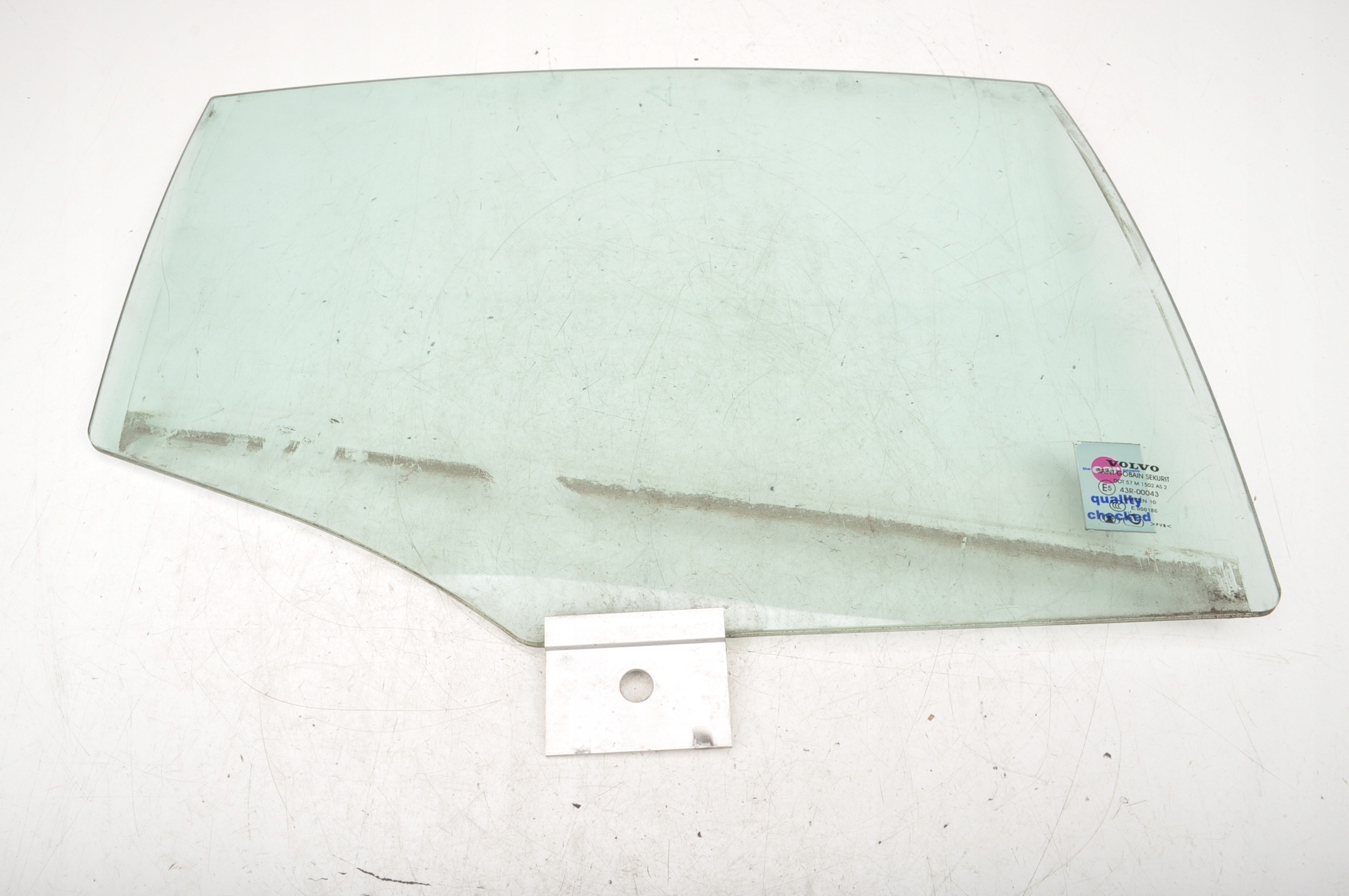 VOLVO S60 II стекло заднее правое двойное 2010