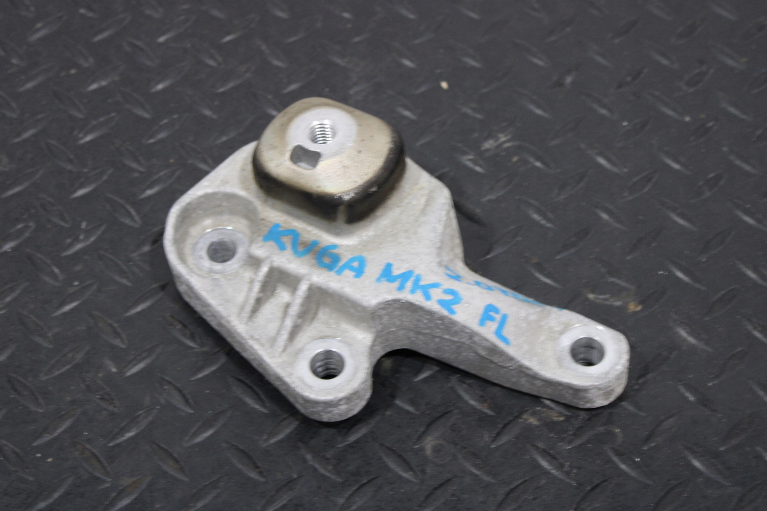 Support Support plaque Moteur FORD KUGA MK2 LIFT F1F1-7M125-FA