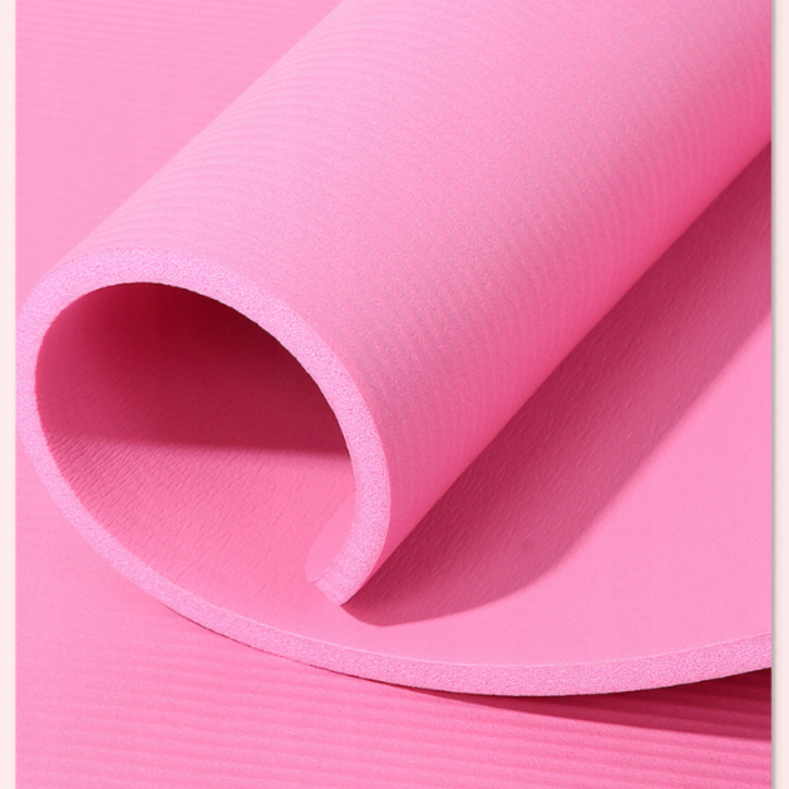 GRUBA MATA DO CWICZEN FITNESS JOGI ANTYPOSLIZGOWA Model GRUBA MATA DO CWICZEN FITNESS JOGI ANTYPOSLIZGOWA