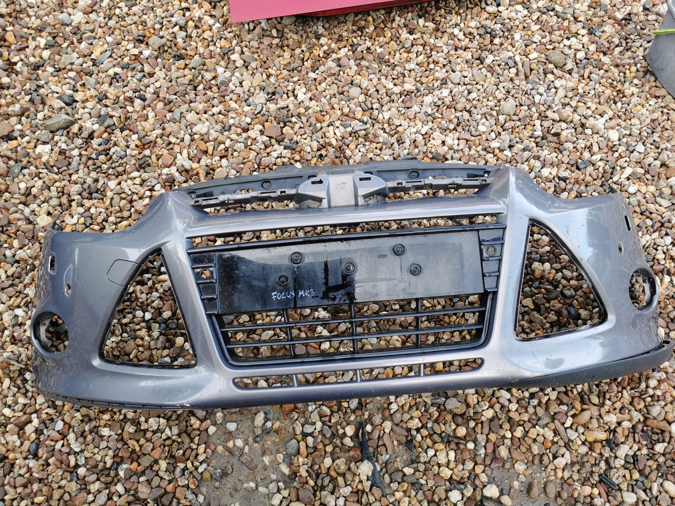 FOCUS MK3 ZDERZAK PRZÓD PRZEDNI