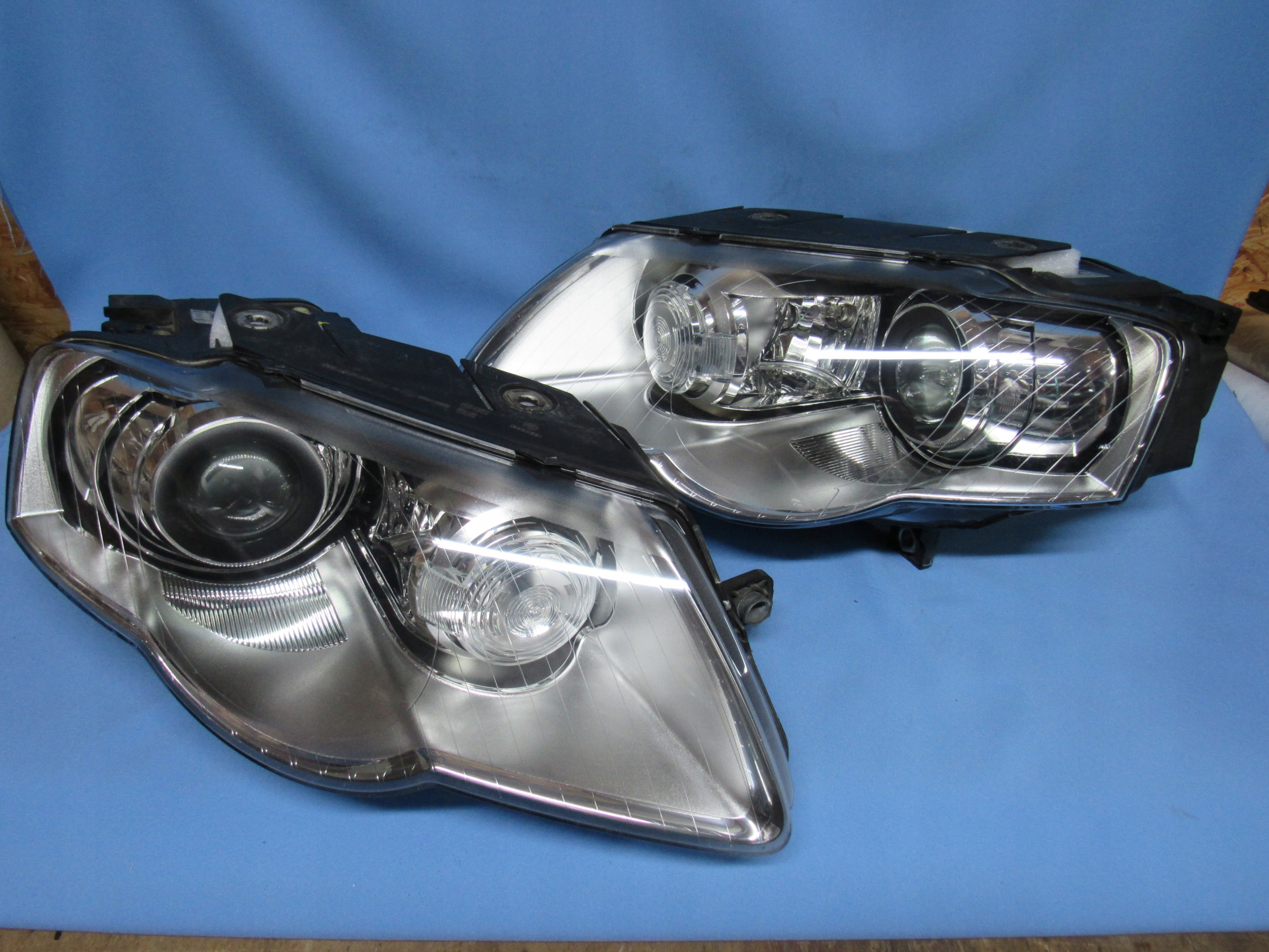Prawa Lewa VW Passat B6 Bi-Xenon Skretny LIFT EURO za Prawa Lewa VW Passat B6 Bi-Xenon Skretny LIFT EURO za