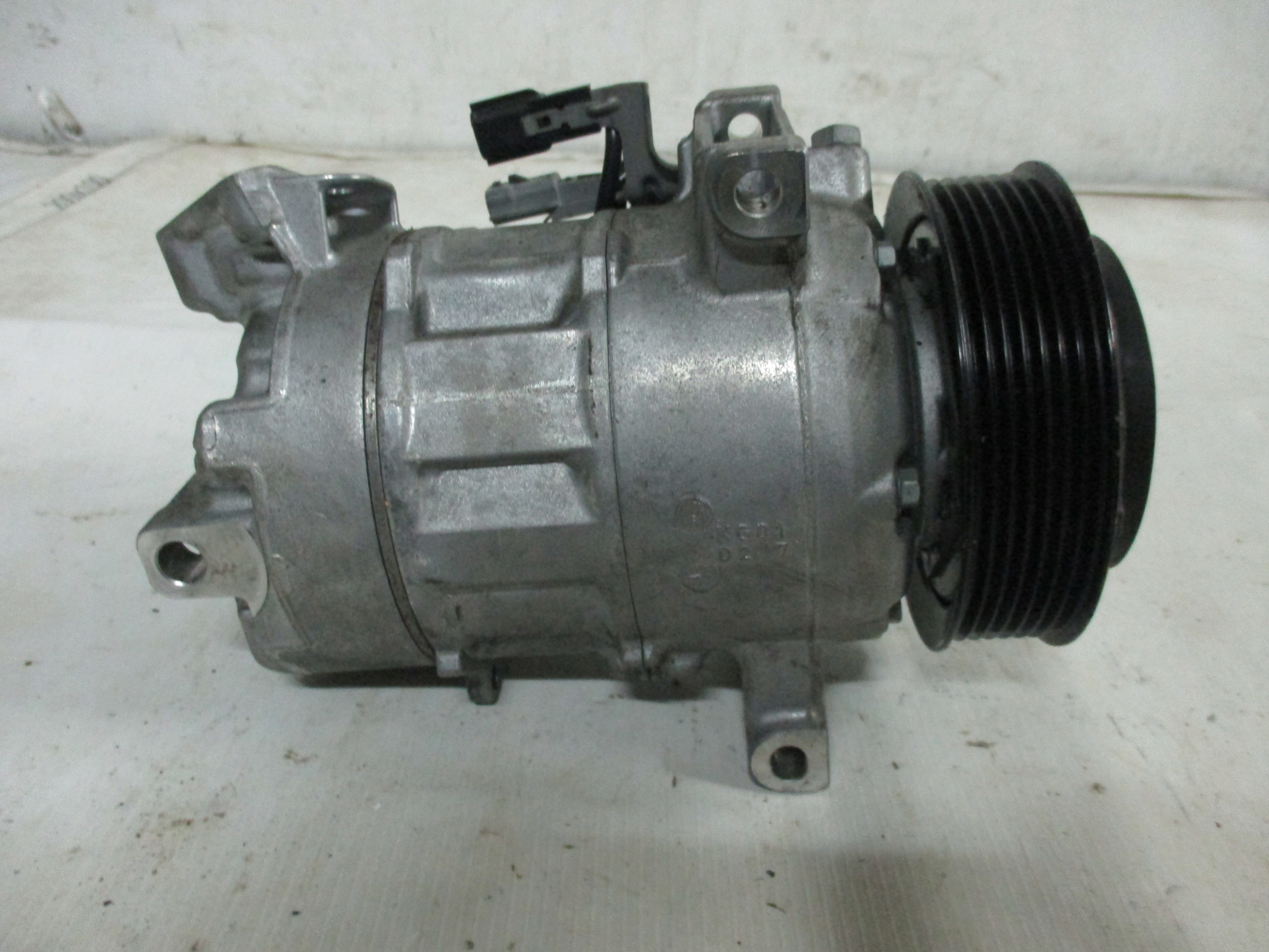 Компрессор кондиционера renault ESPACE V5 1,6 926006266R