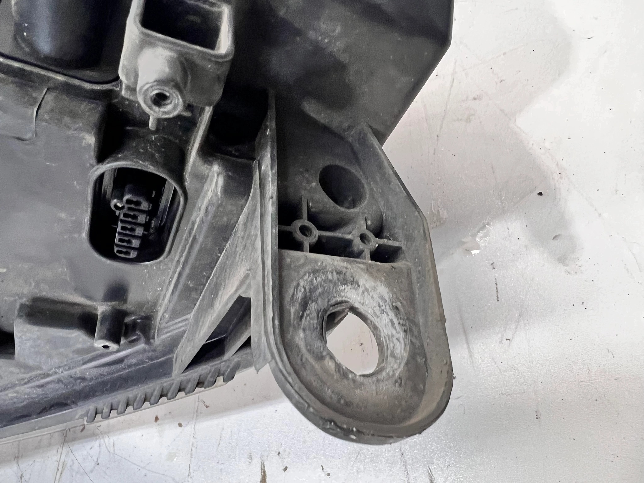 REFLEKTOR right front XENON AUDI A6 C6 4F0941030CQ EU 36/26