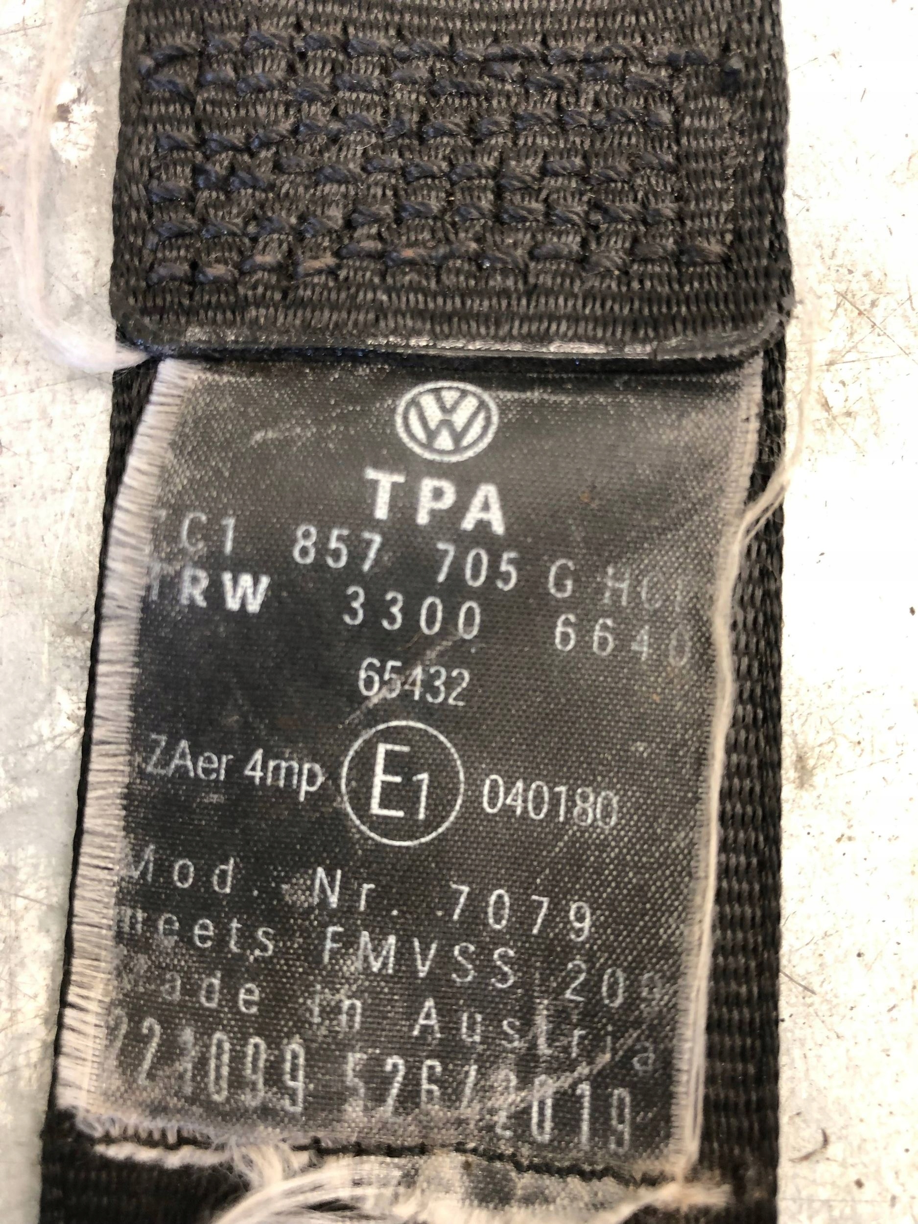 tension belt safety left front VW NEW BEETLE 1C1857705G