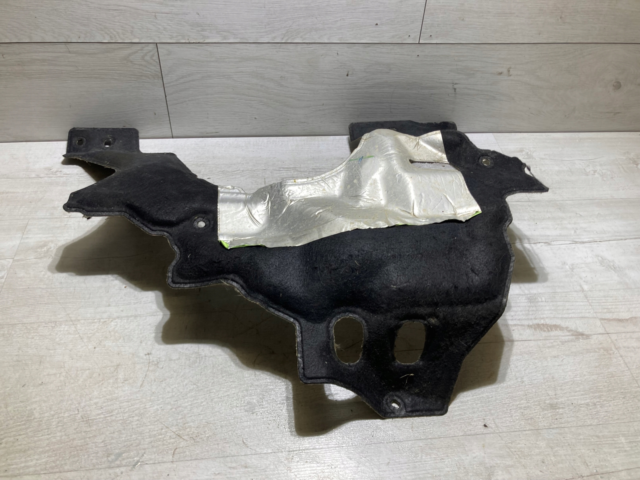 Wygłuszenie ściany grodziowej Nissan Juke I F15