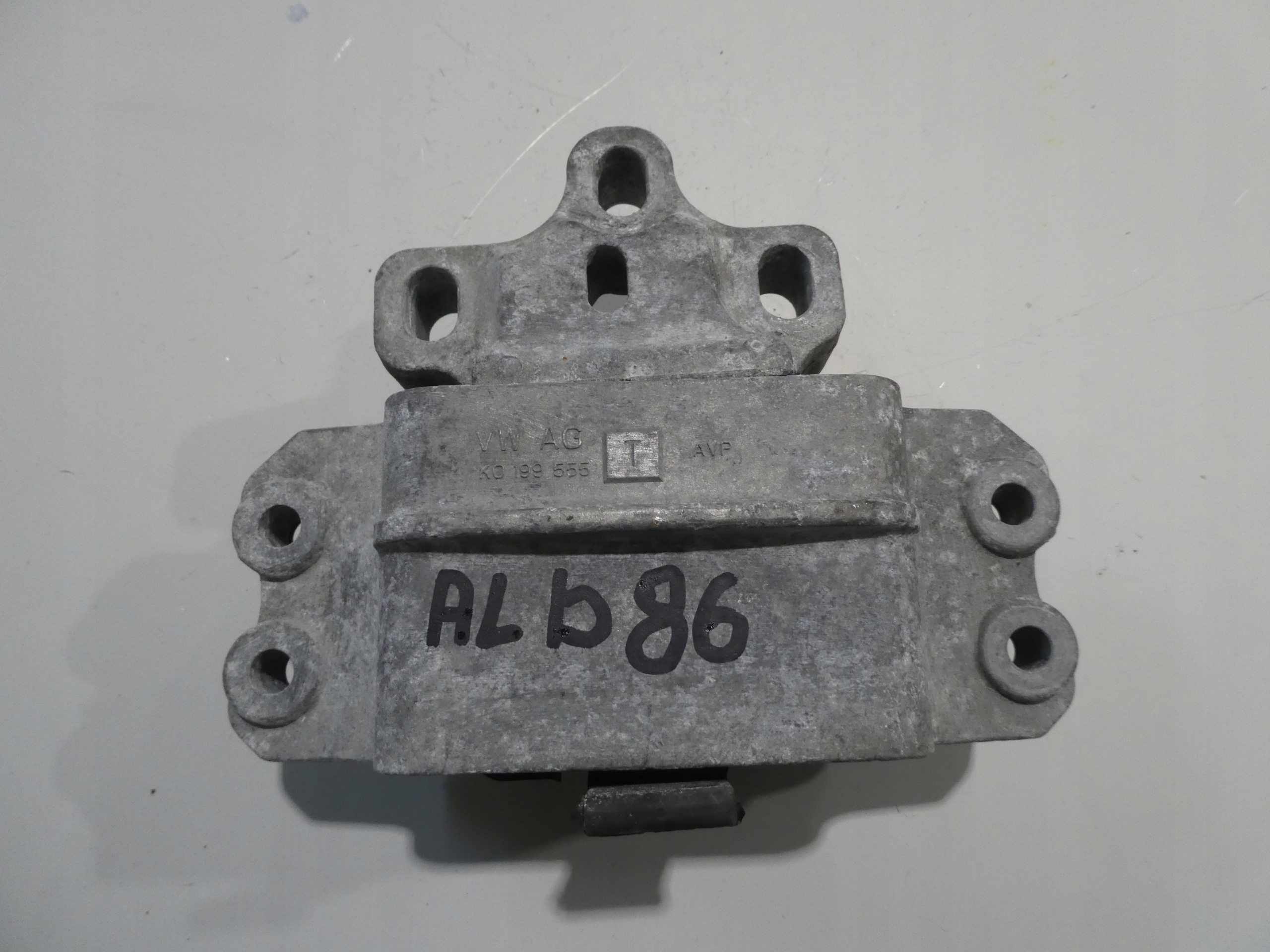 holder gearbox mounting 1K0199555T AUDI VW SEAT