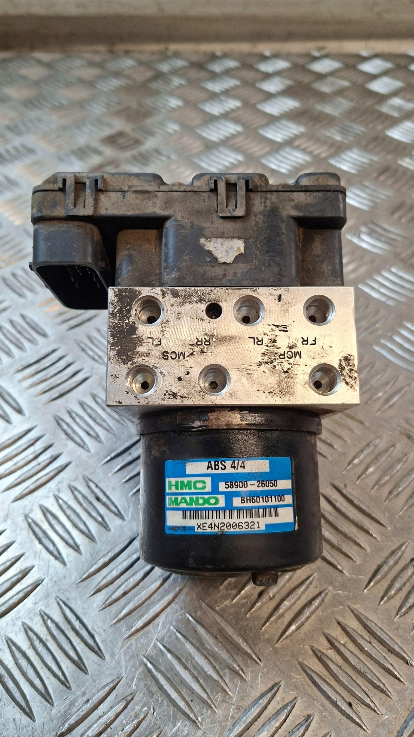 pump ABS HYUNDAI SANTA FE 2.0D