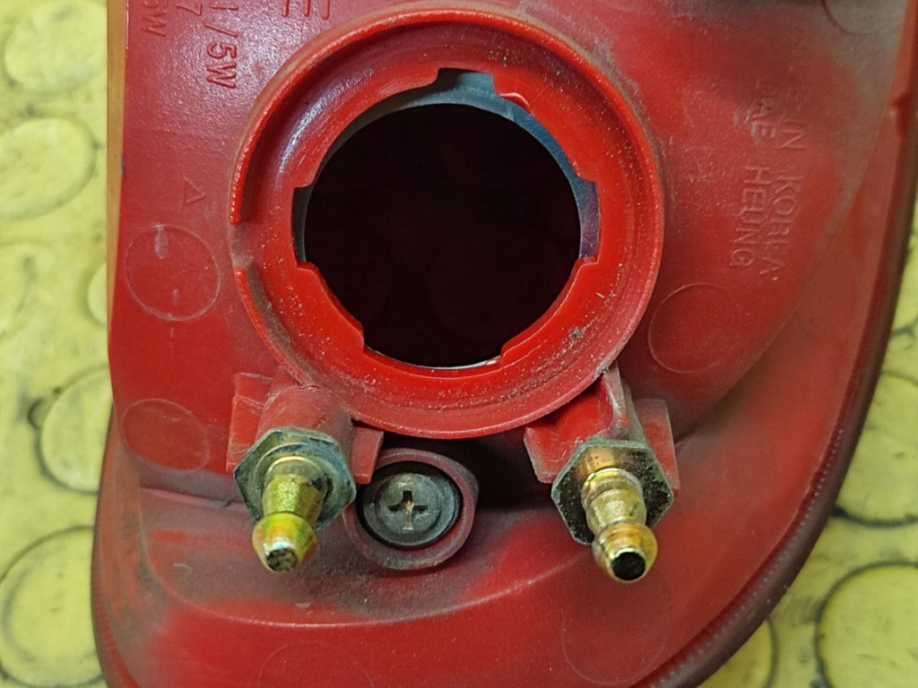 CHEVROLET LACETTI light left rear part