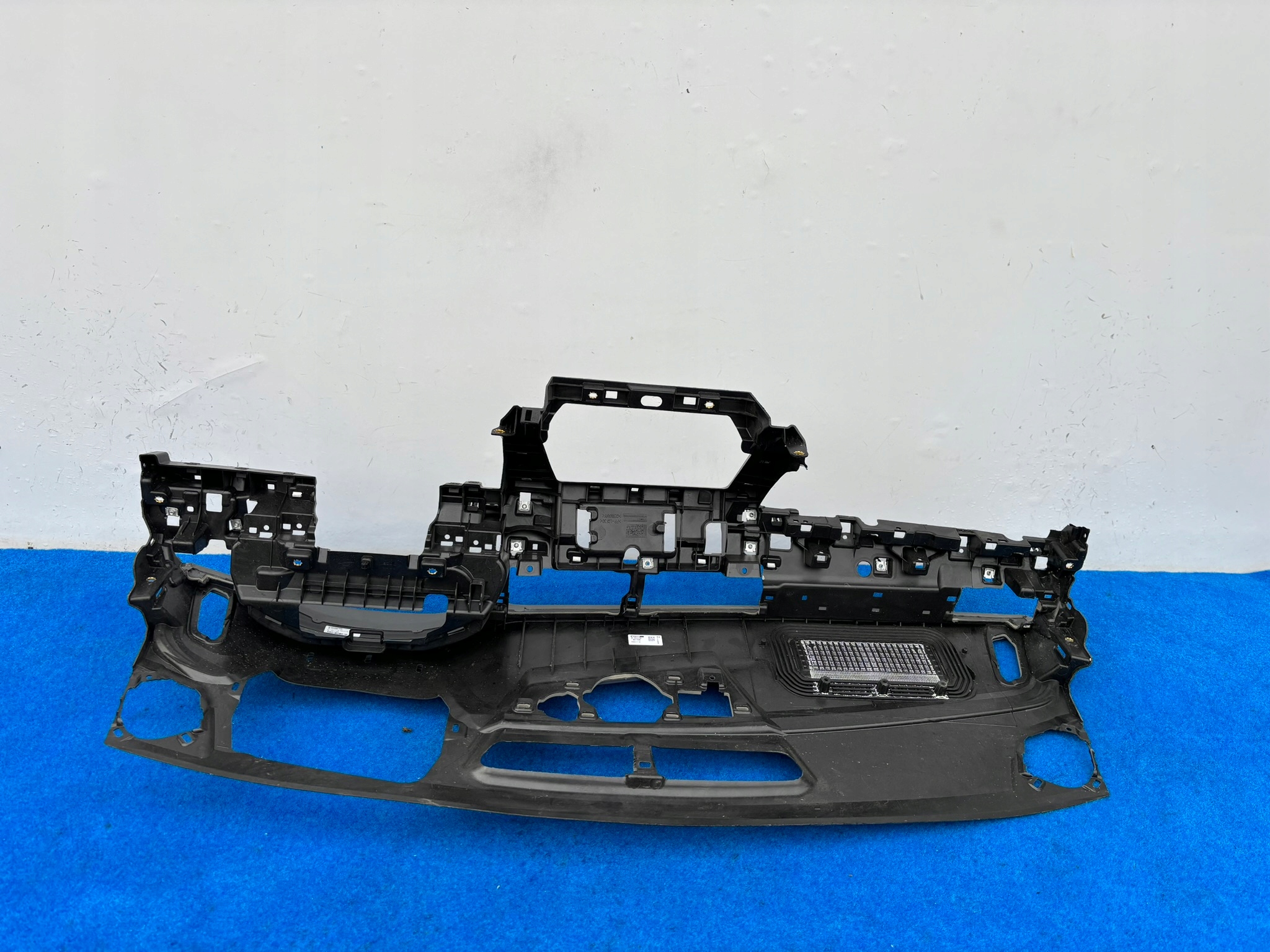 AUDI Q8 4M8 console dashboard cockpit below HEAD-UP 4M8857033 NR18