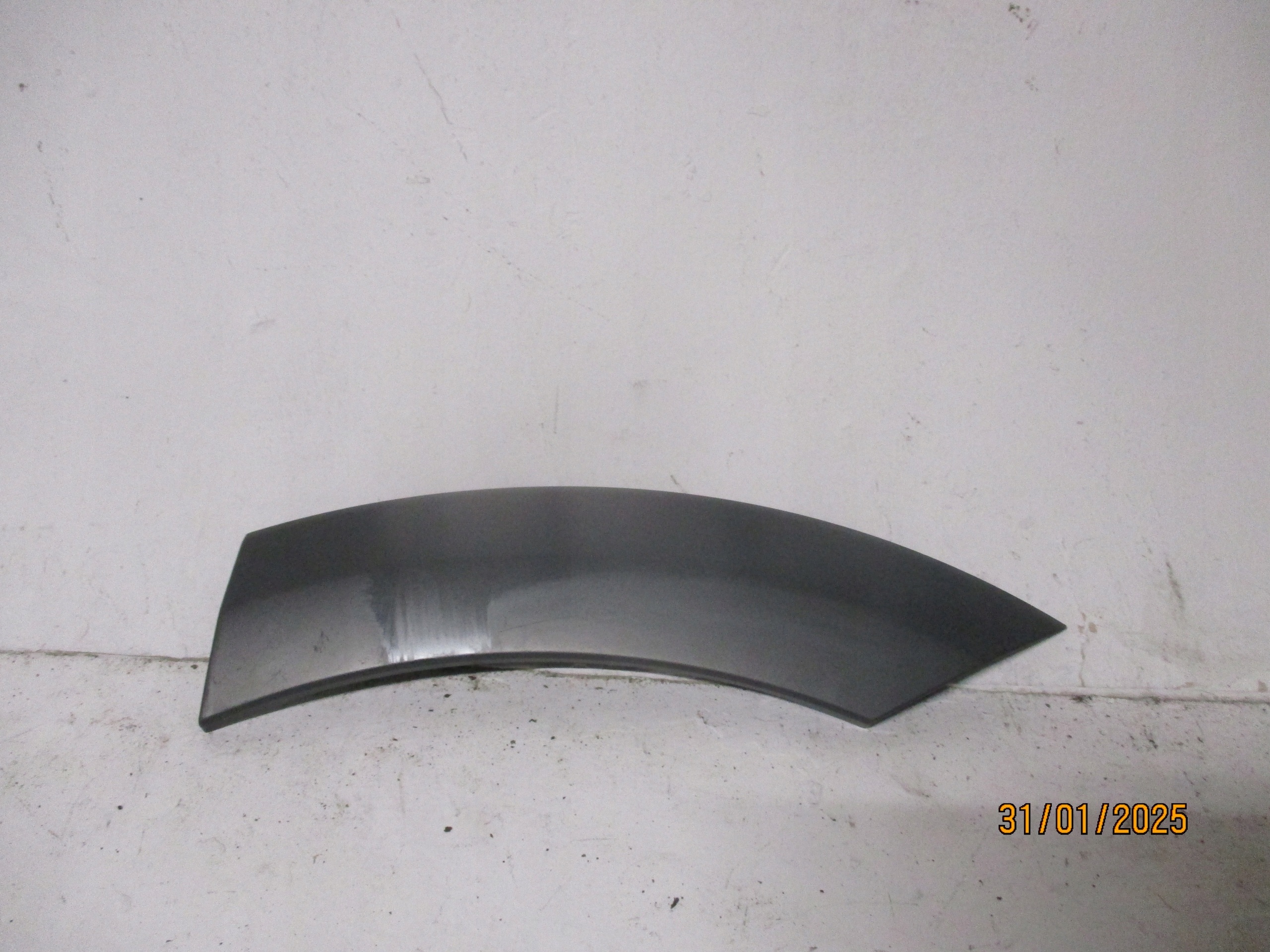 modanatura parafango sinistra AUDI Q5 8R0 8R0853817A