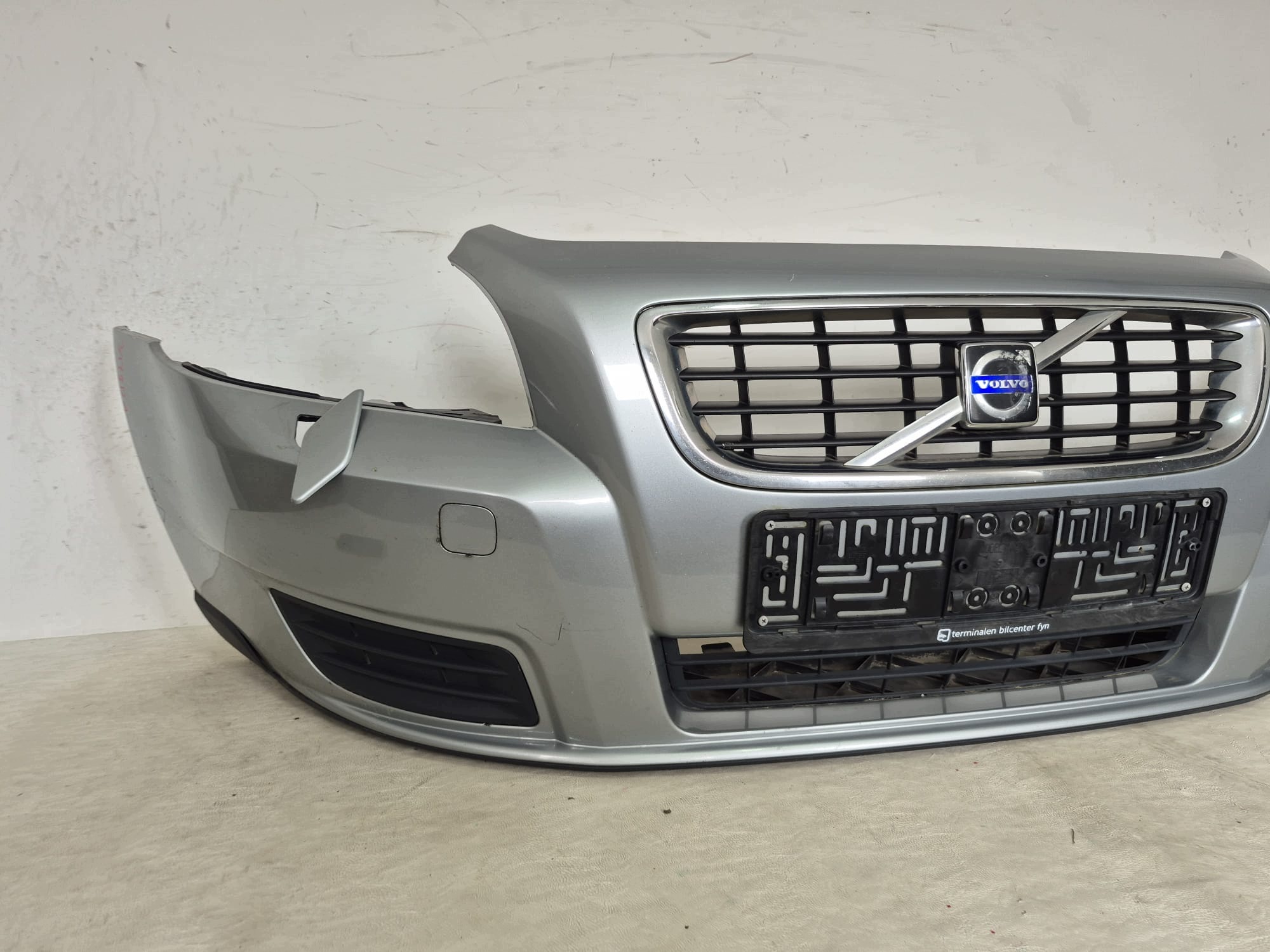 VOLVO V50 LIFT 07- bumper front front complete SPR 30744976