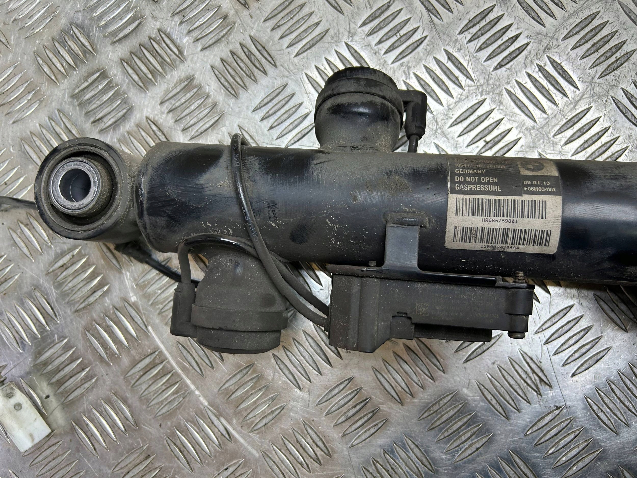 shock absorber rear right VDC BMW 6 F06 Gran coupe 2013 6857698