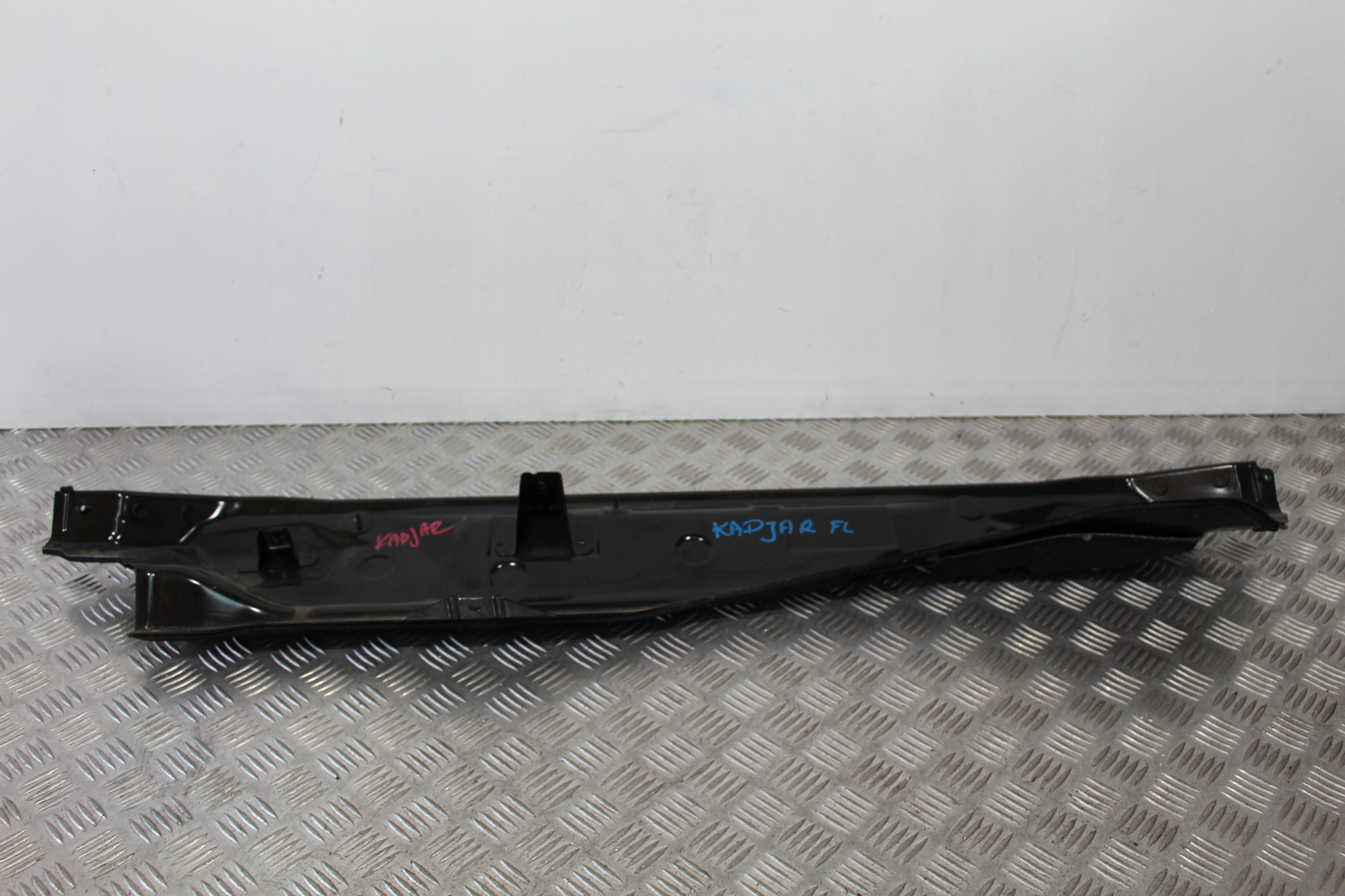 torpedo lower metallic KADJAR LIFT 663121642R