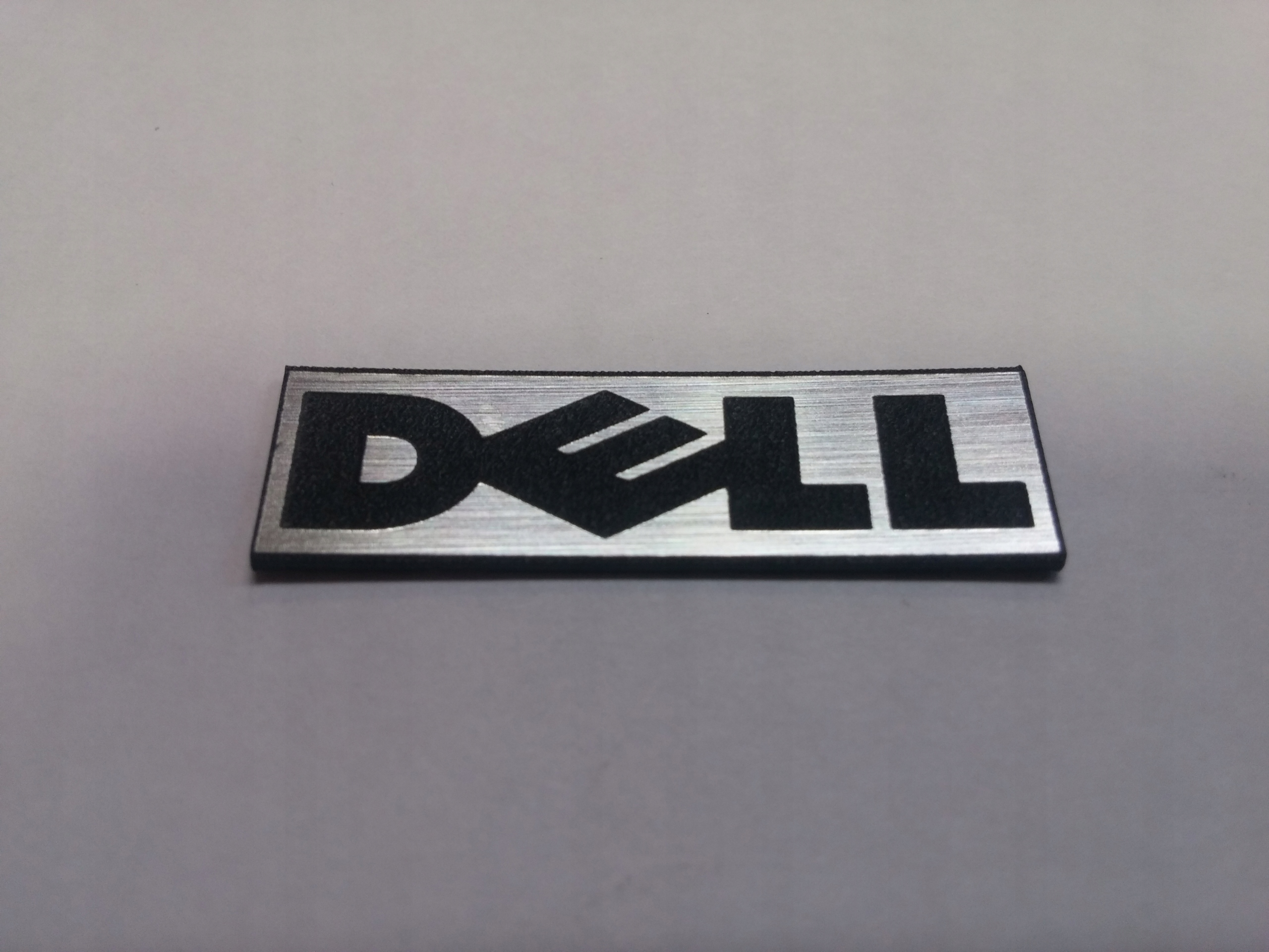 

Dell naklejka emblemat 38 x 11 mm * Srebrna