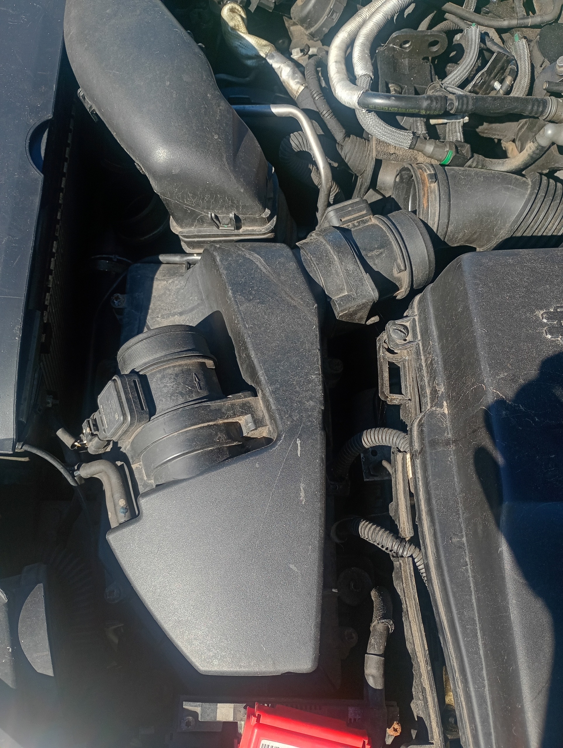 luftfiltergehäuse Peugeot 407 SW 04-10 2.7 HDI