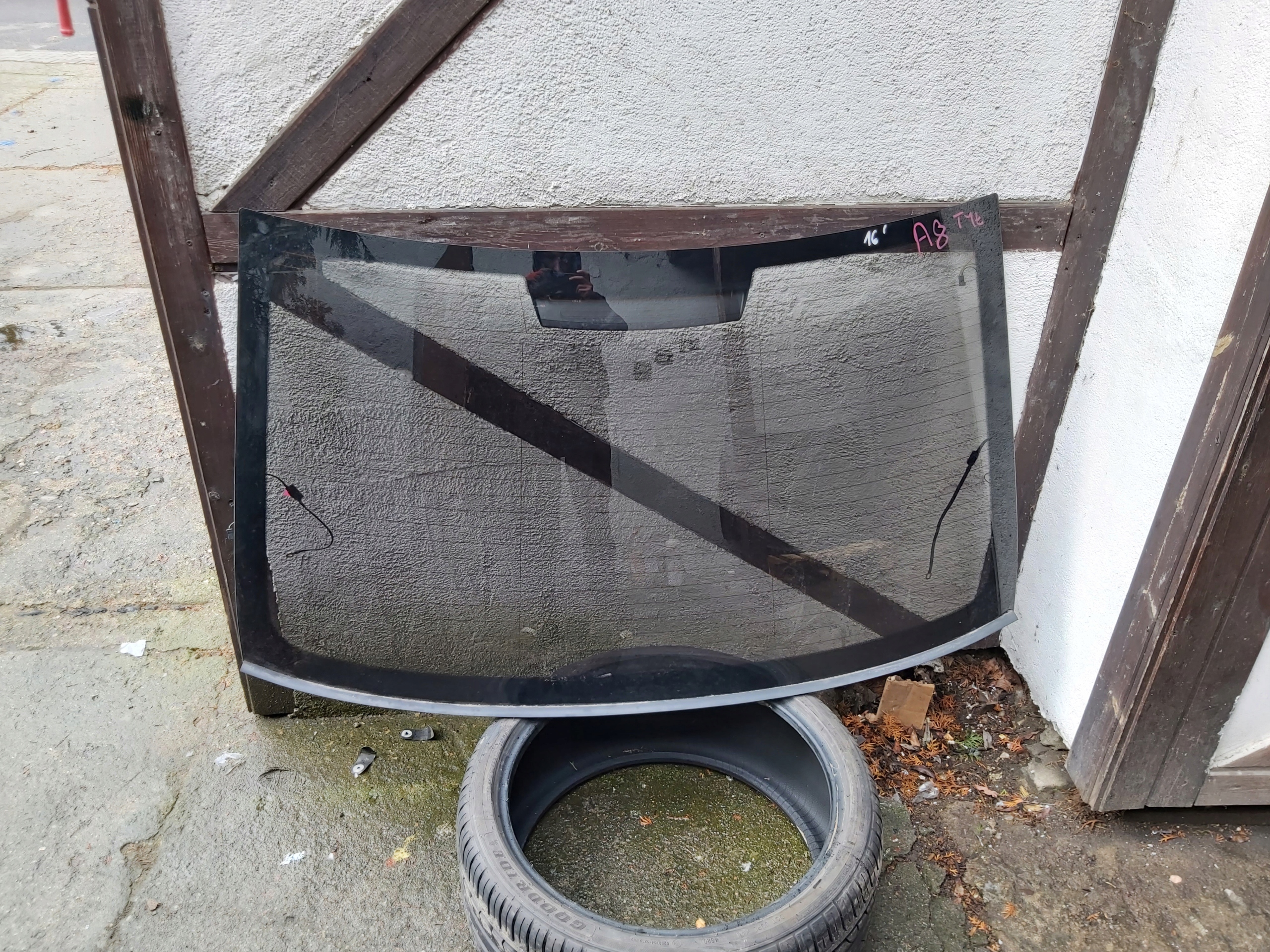 Audi A3v 5d Скло кришки зад. з 2016 rv4845501a