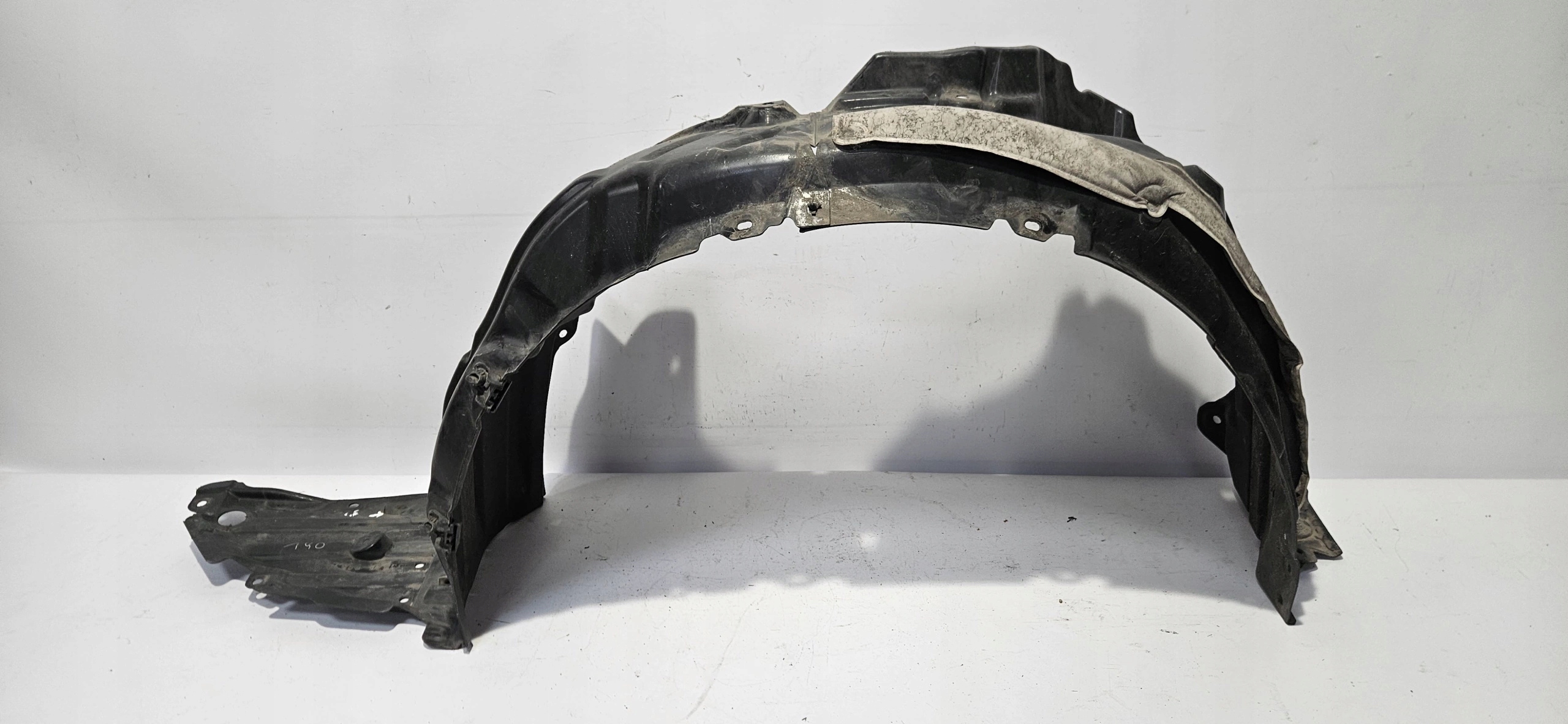 mudguard left front TOYOTA COROLLA E21 HB KOMBI 19