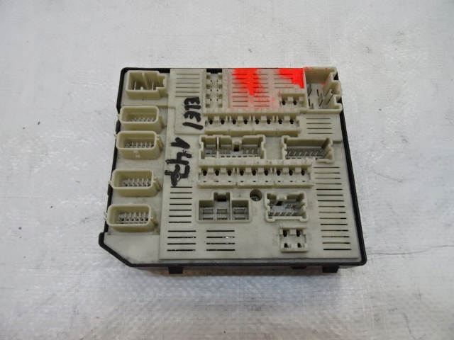 RENAULT MODUŁ BEZPIECZNIKÓW BSM 284B66441R