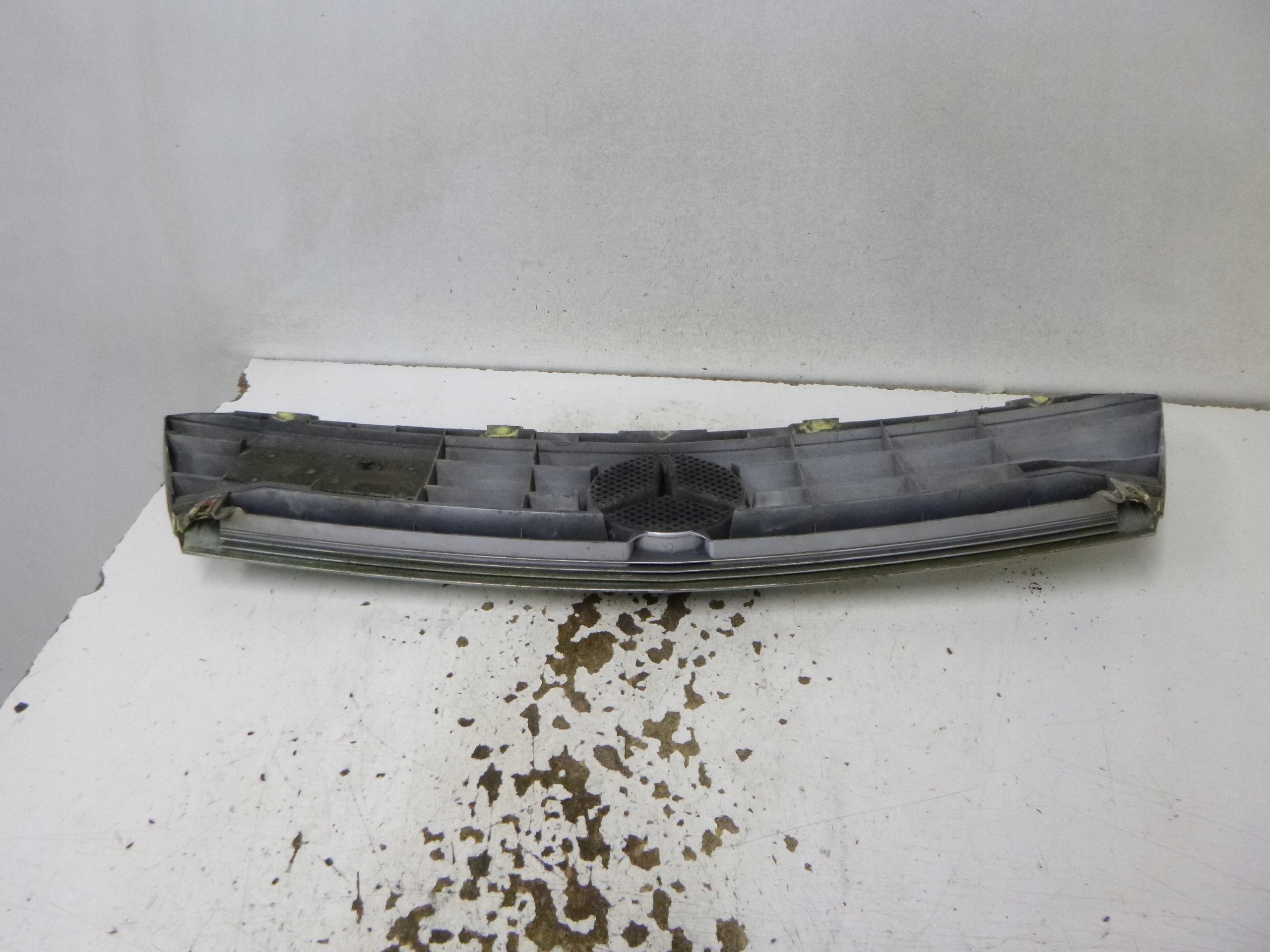 Grill Grill Mercedes W168 A KLASA A 1997–2001 lakier -761