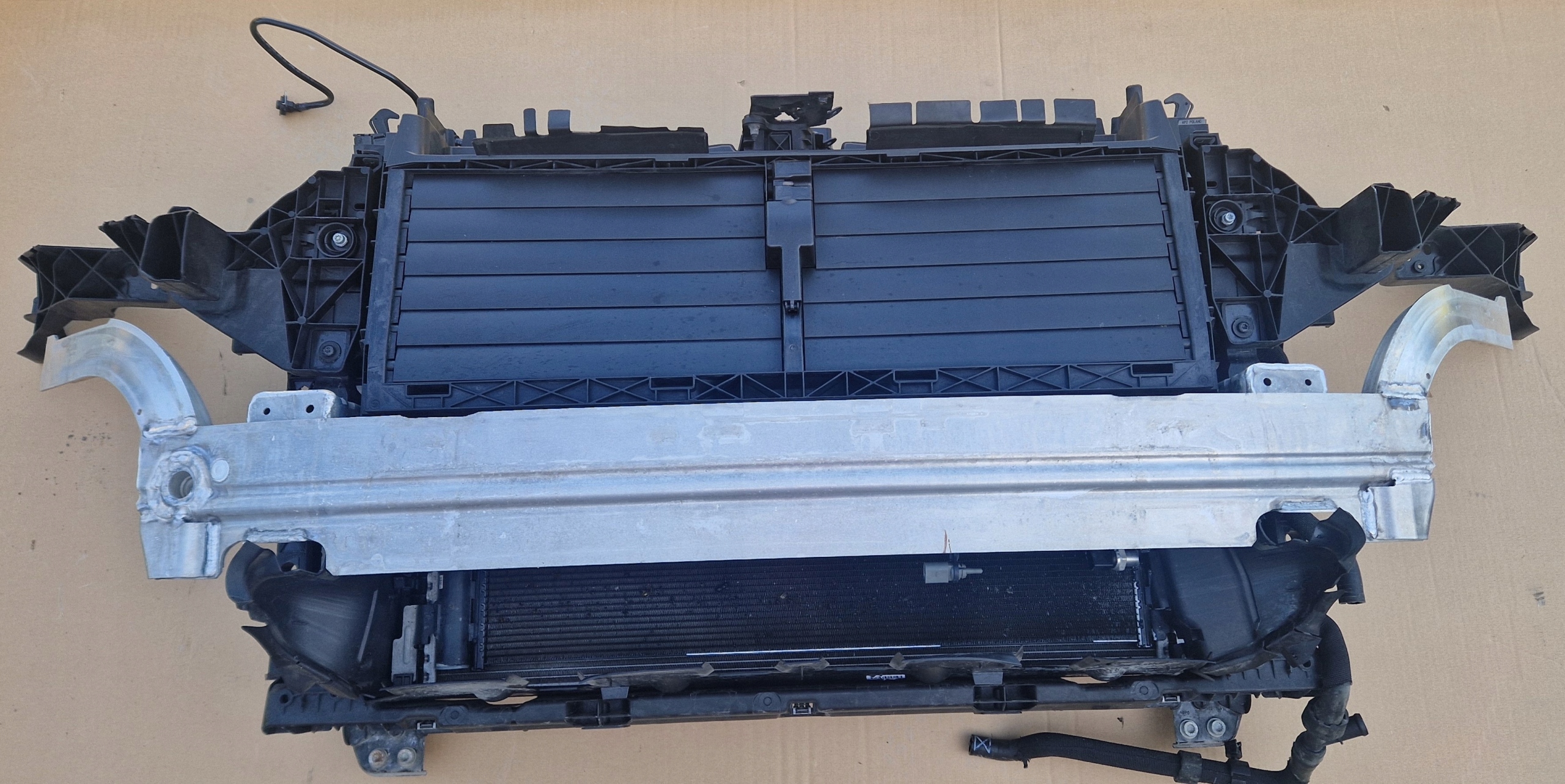 support panel for radiators sider radiator AUDI Q7 LIFT 3.0 TDI complete as new