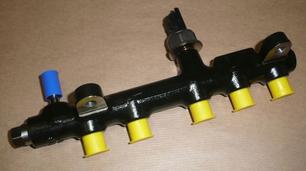 RAMPA WTRYSKU C C4,P308 2.0/2.2 BLUEHDI 9674300080 Producent części Citroen OE