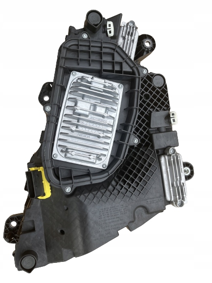 LAMPA PRZÓD PRZEDNIA VOLVO FH FH5 FULL LED 2020 -- Strona zabudowy prawa