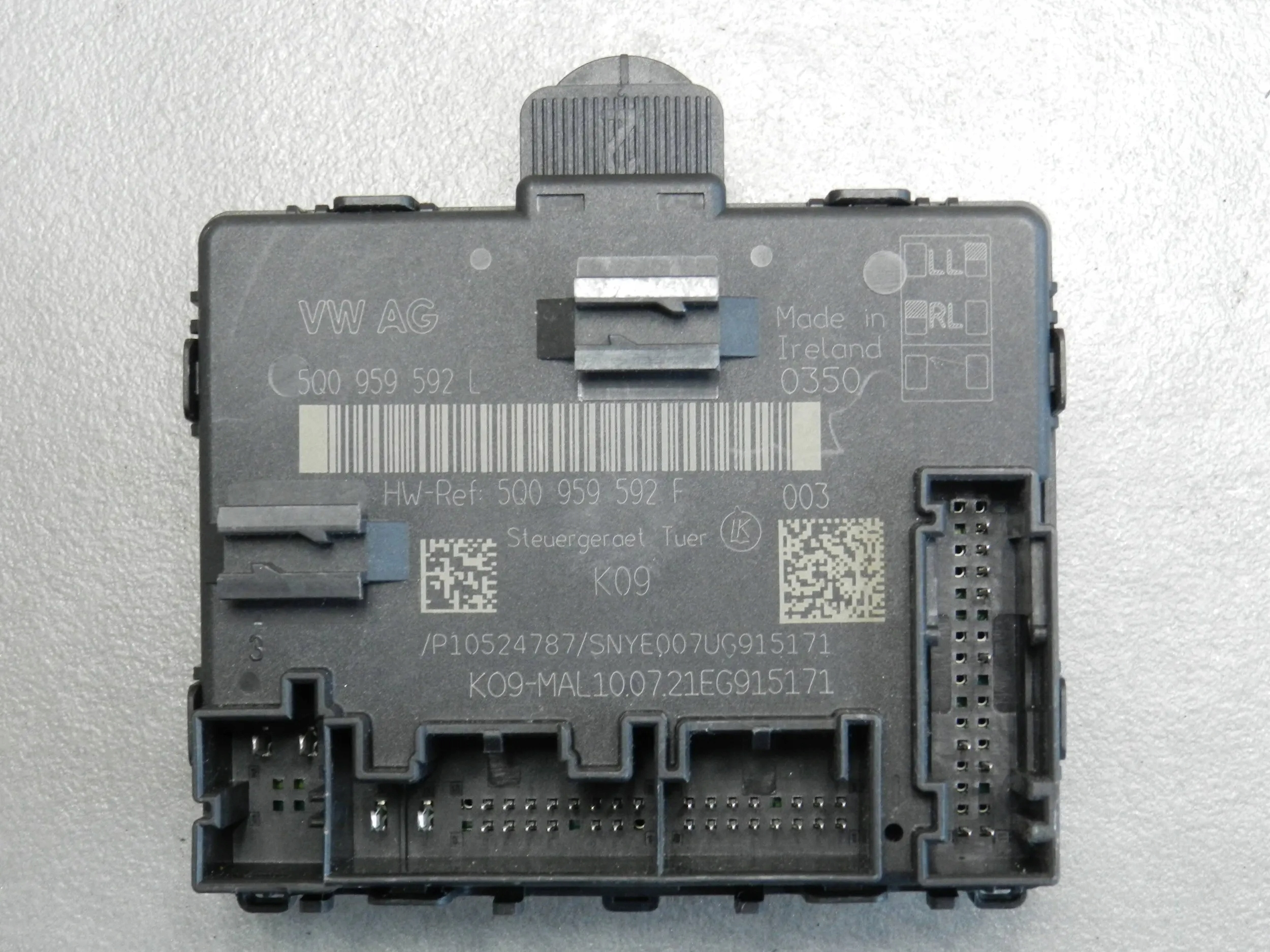 VW Golf VIII 8 module door 5Q0959592L