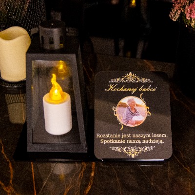 ZNICZ LED STATUETKA ZE ZDJĘCIEM NA CMENTARZ GRÓB Marka Decortrend