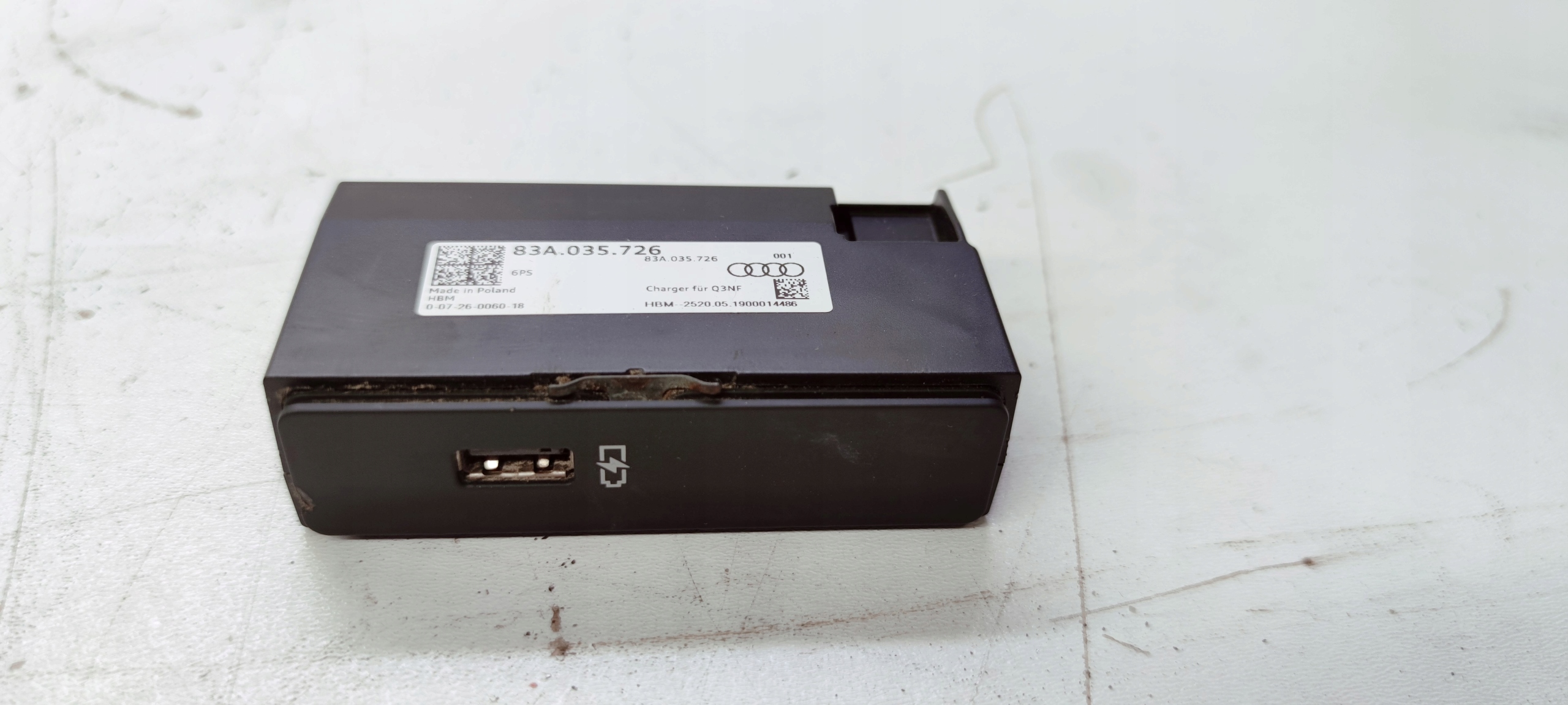 ADAPTER, STECKER PORT USB LADOWARKI AUDI Q3 F3 83A035726