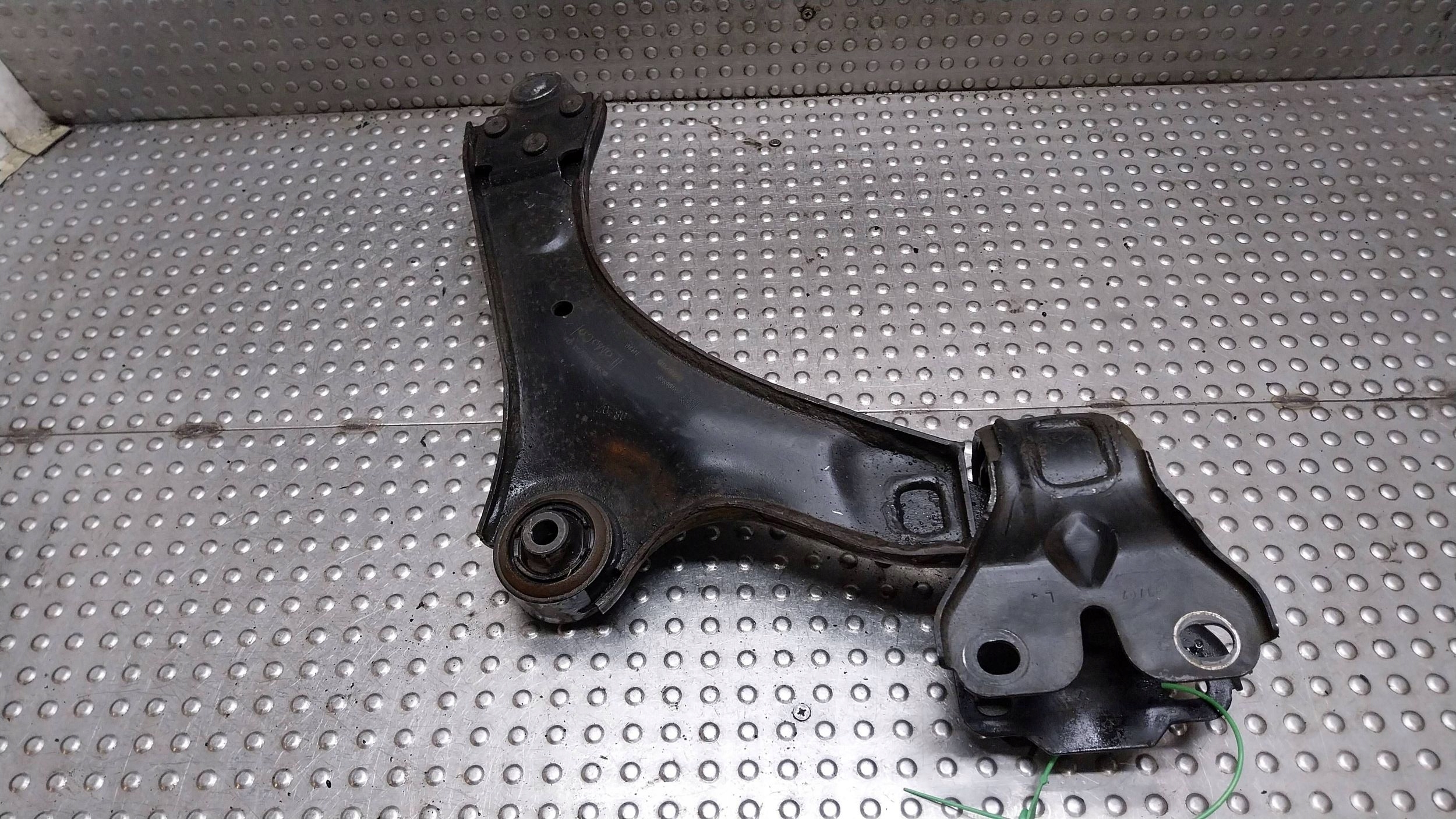 arm left front 6G9N-3A053-DH MONDEO MK4 S-MAX MK1 GALAXY MK3