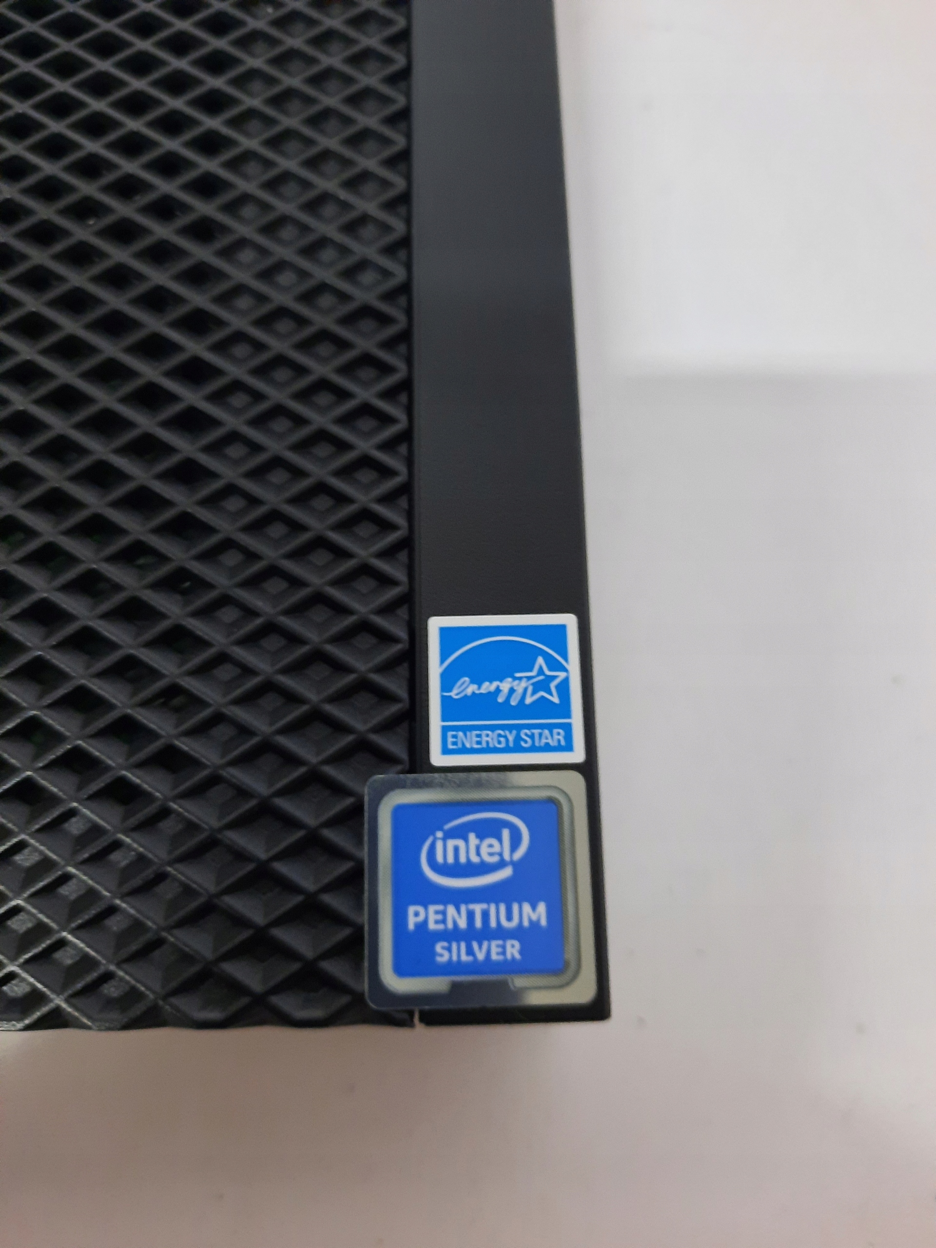 Dell Wyse 5070 Quad 8GB RAM 128GB SSD MYSZKA PODSTAWKA Model procesora PENTIUM j5005