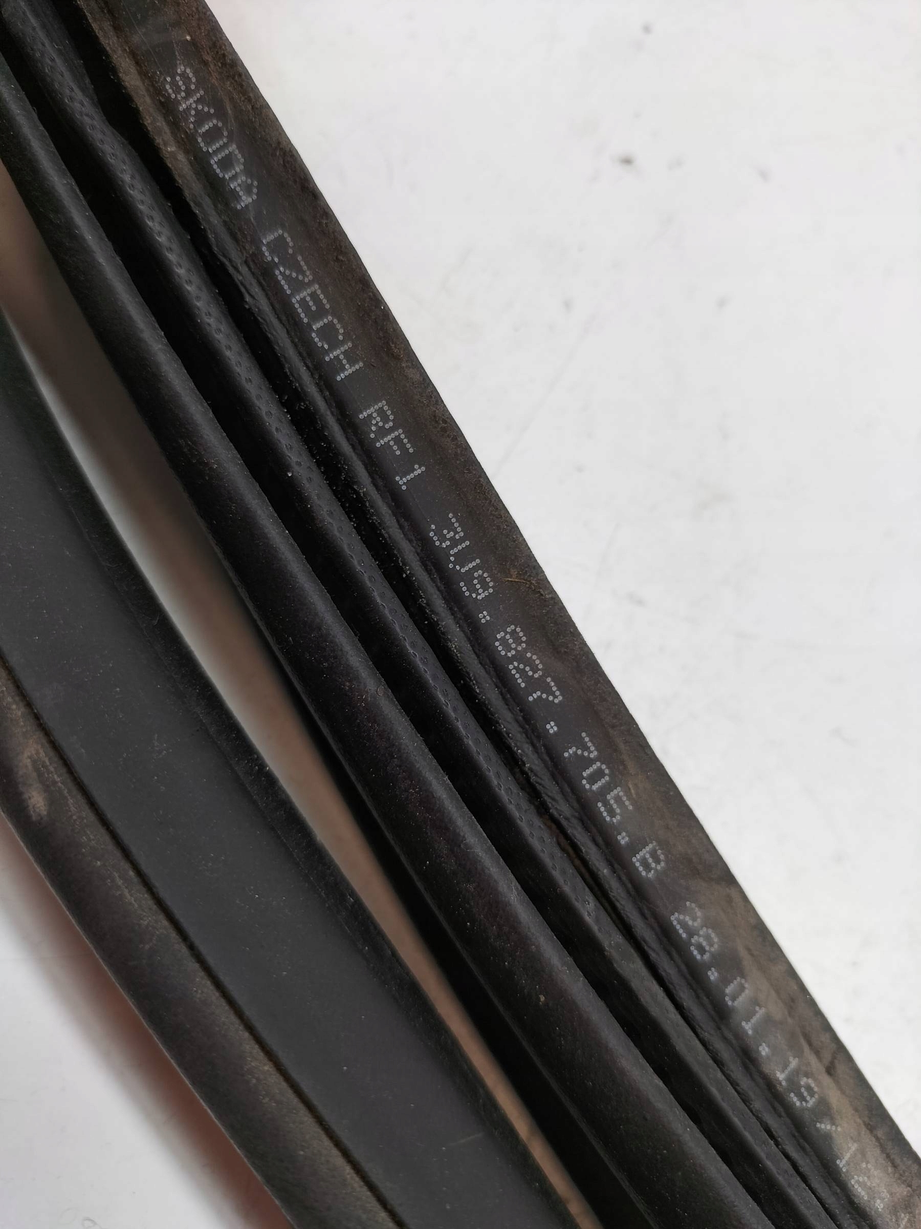 gasket bonnet boot bodywork 3V KOMBI Skoda Superb III (2015-)