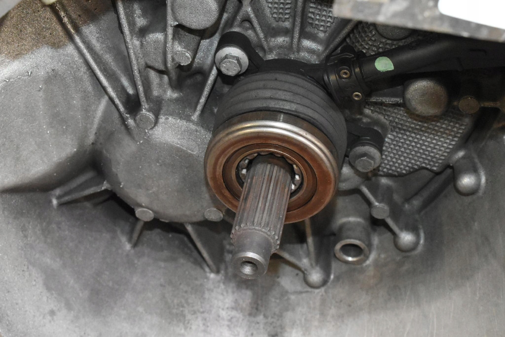 CAMBIO TL8007 DACIA DUSTER 1 e 1.6 16V 105 KM 4X4 LIFT 13-17